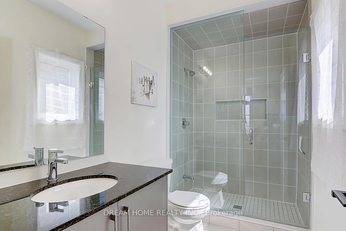 Photo 35 of 459 Via Romano Boulevard, Vaughan, Patterson — HOMEH