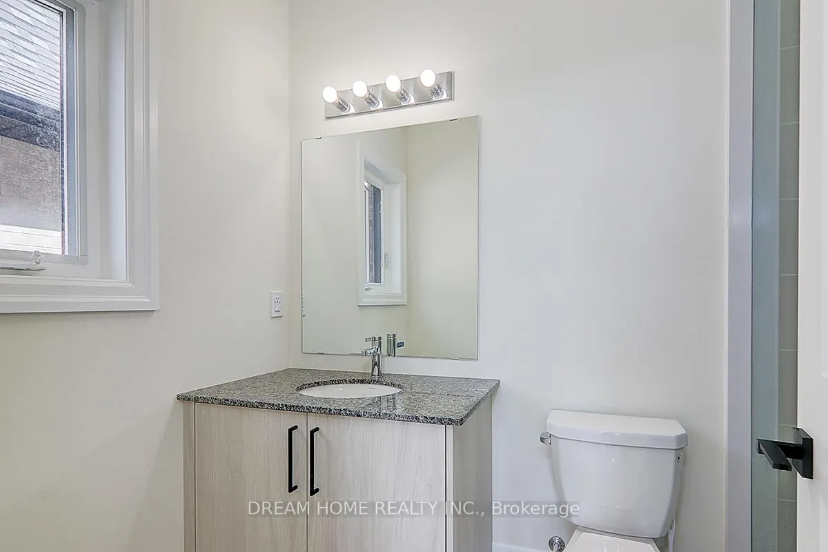 Photo 36 of 459 Via Romano Boulevard, Vaughan, Patterson — HOMEH