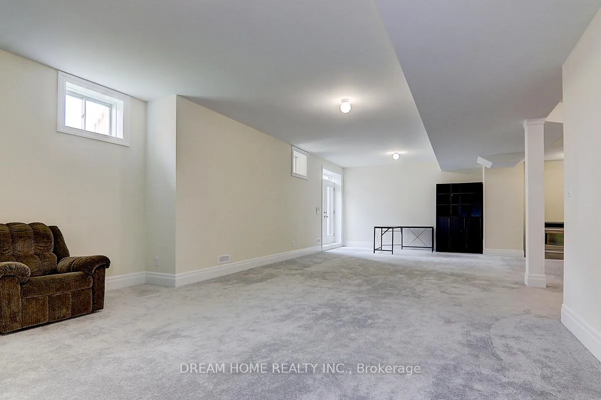 Photo 44 of 459 Via Romano Boulevard, Vaughan, Patterson — HOMEH