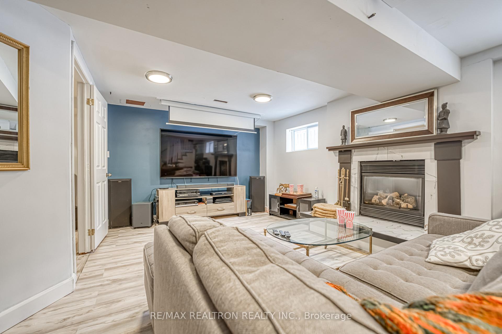 Photo 21 of 30 Green Meadow Crescent, Richmond Hill, Oak Ridges Lake Wilcox — HOMEH
