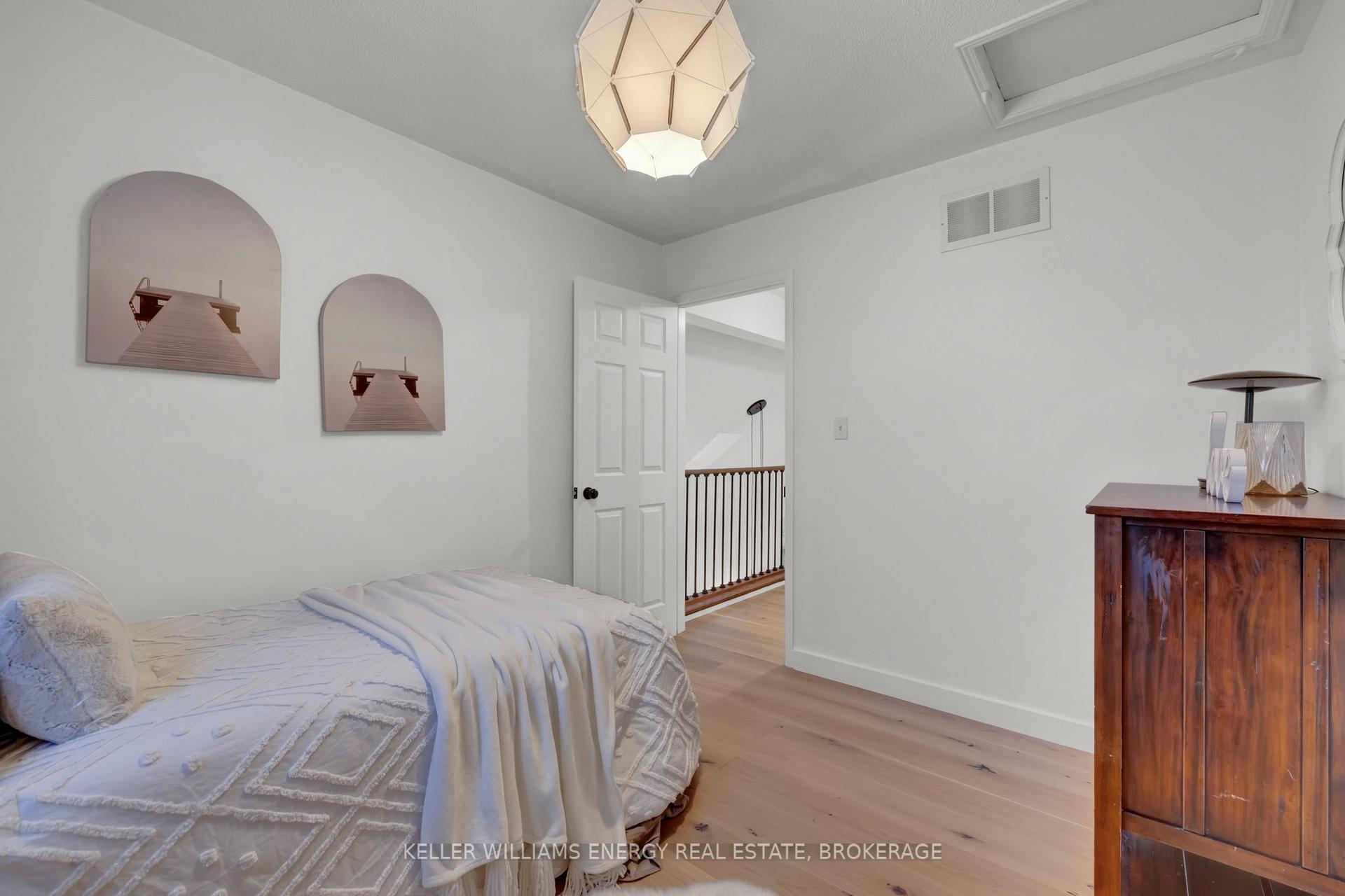 Photo 25 of 65 Scadding Avenue, Whitby, Port Whitby — HOMEH