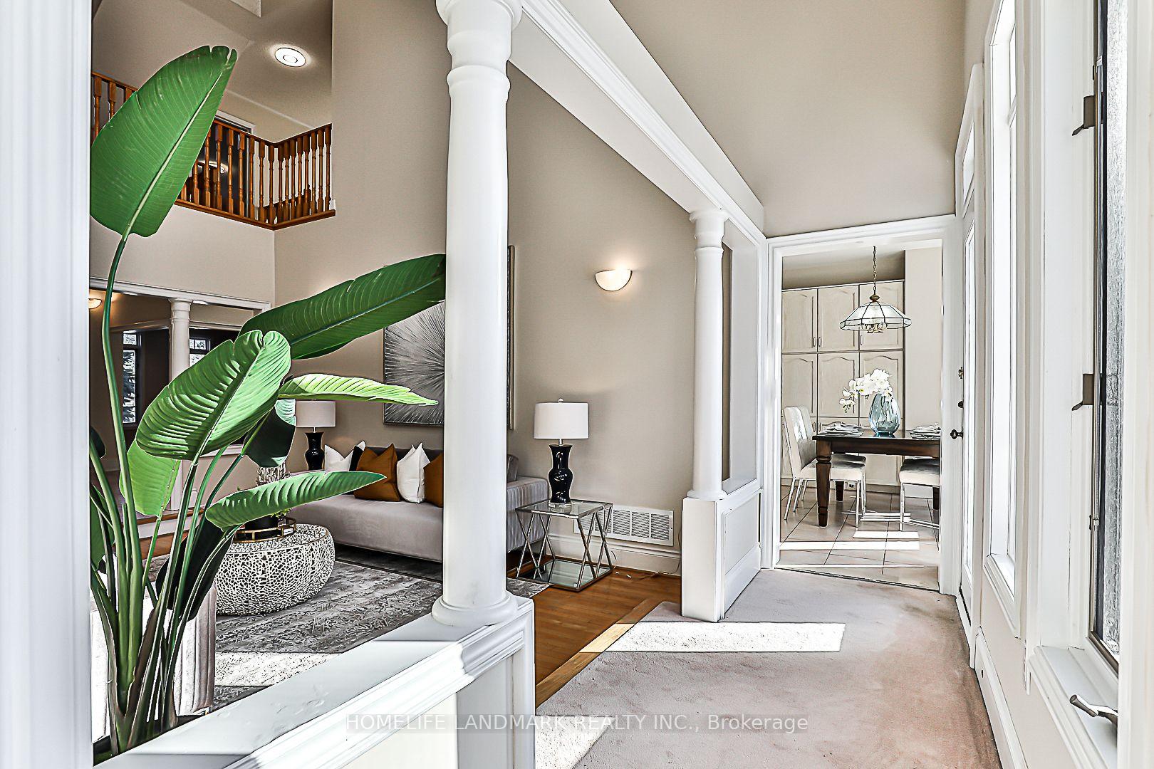 Photo 15 of 40 Kingmount Crescent, Richmond Hill, Bayview Hill — HOMEH