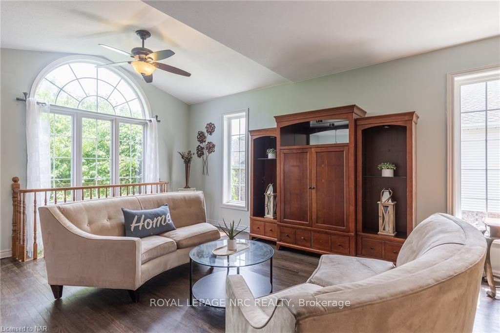 Photo 7 of 107 Colbeck Drive, Welland, Coyle Creek — HOMEH