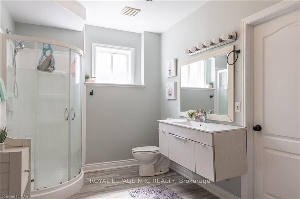 Photo 23 of 107 Colbeck Drive, Welland, Coyle Creek — HOMEH