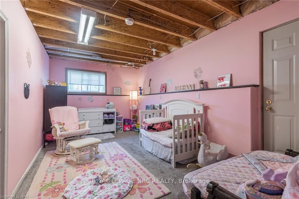 Photo 27 of 107 Colbeck Drive, Welland, Coyle Creek — HOMEH