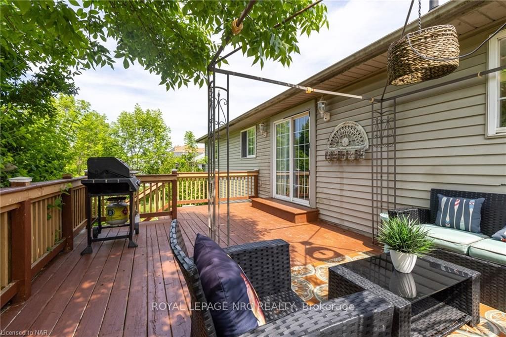 Photo 29 of 107 Colbeck Drive, Welland, Coyle Creek — HOMEH