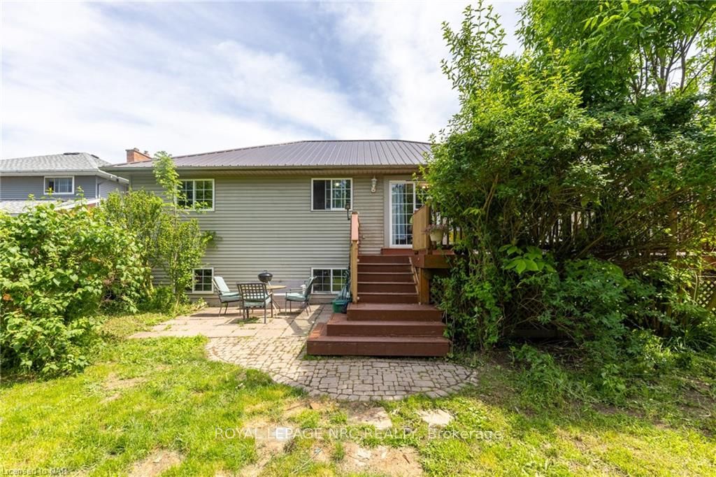 Photo 31 of 107 Colbeck Drive, Welland, Coyle Creek — HOMEH