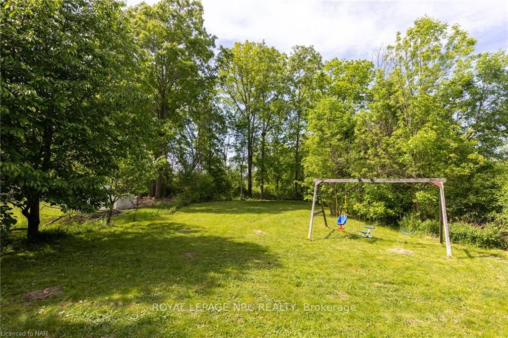 Photo 32 of 107 Colbeck Drive, Welland, Coyle Creek — HOMEH