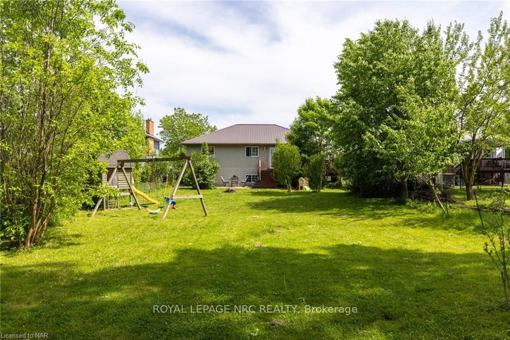 Photo 33 of 107 Colbeck Drive, Welland, Coyle Creek — HOMEH