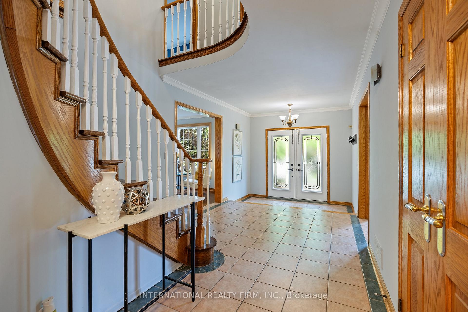 Photo 6 of 7 Briargreen Court, Whitby, Williamsburg — HOMEH