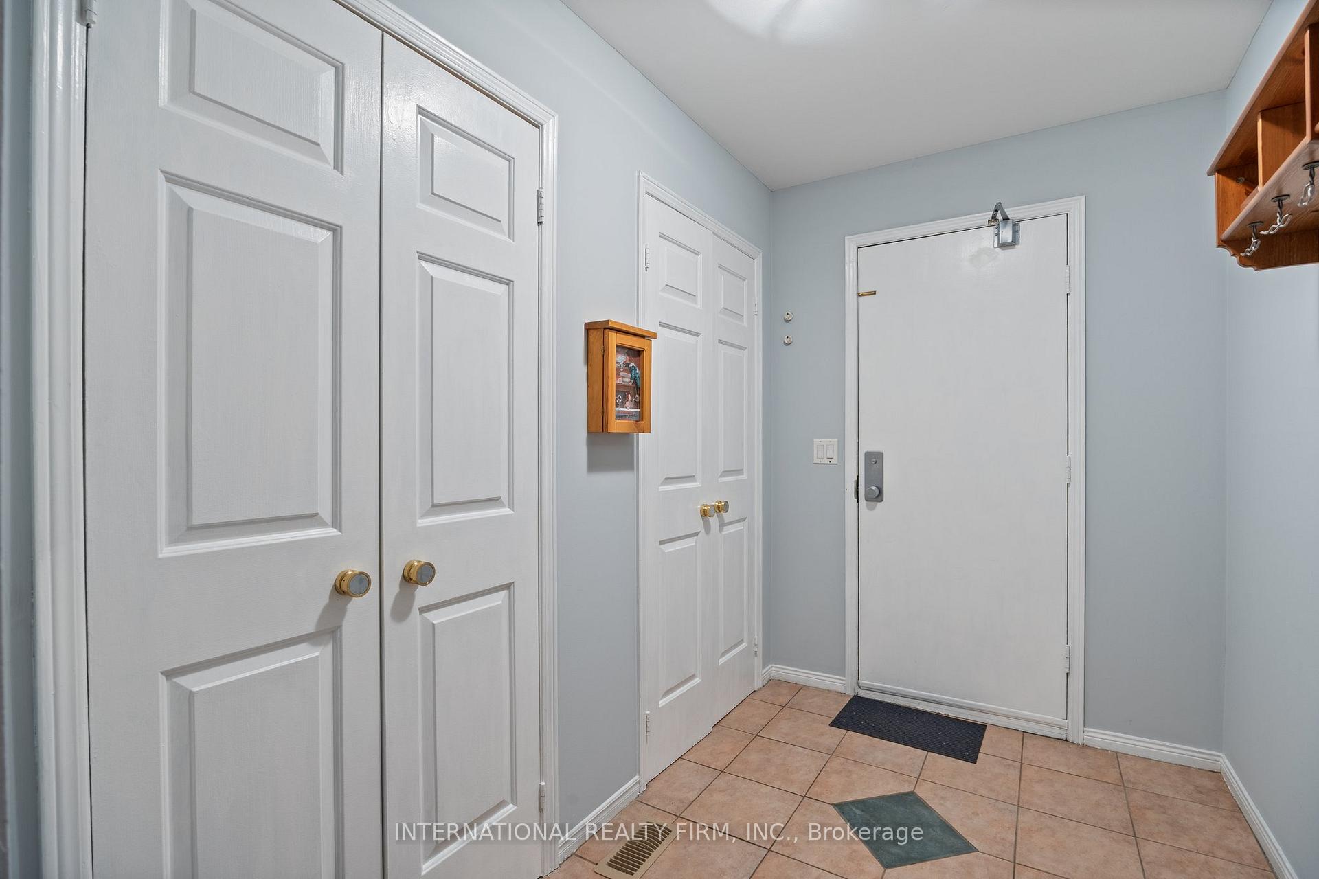 Photo 19 of 7 Briargreen Court, Whitby, Williamsburg — HOMEH
