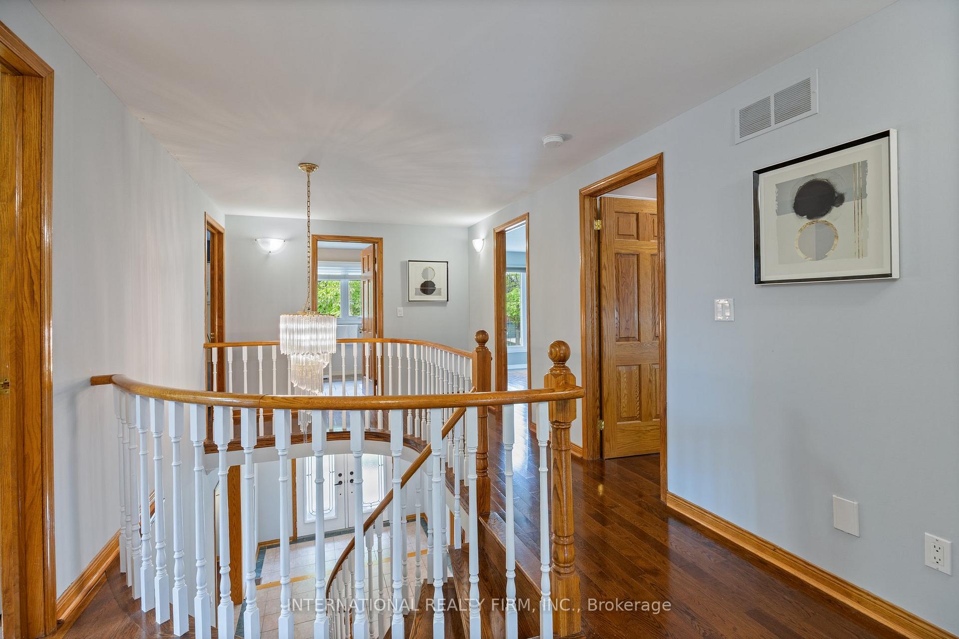 Photo 20 of 7 Briargreen Court, Whitby, Williamsburg — HOMEH