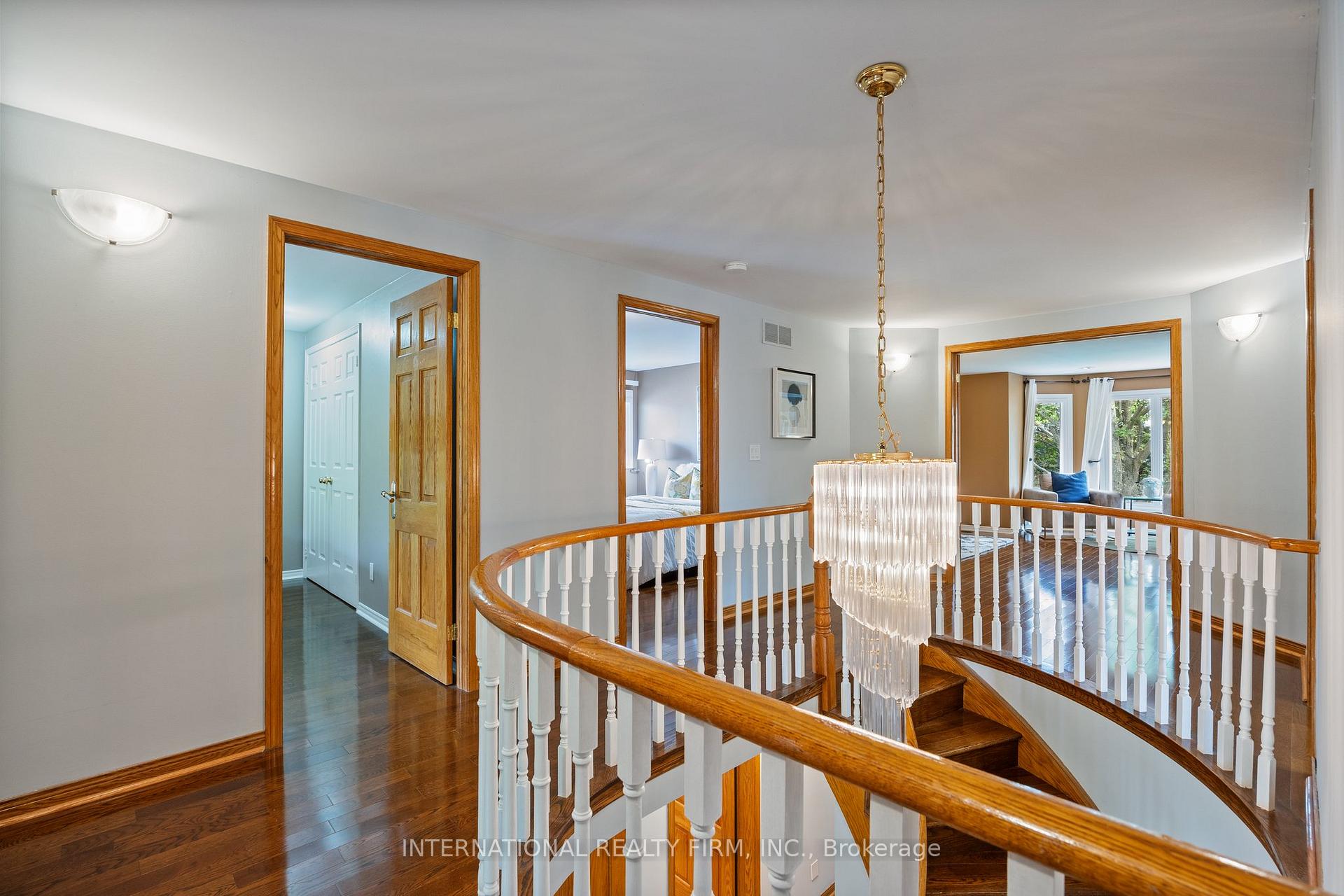 Photo 21 of 7 Briargreen Court, Whitby, Williamsburg — HOMEH