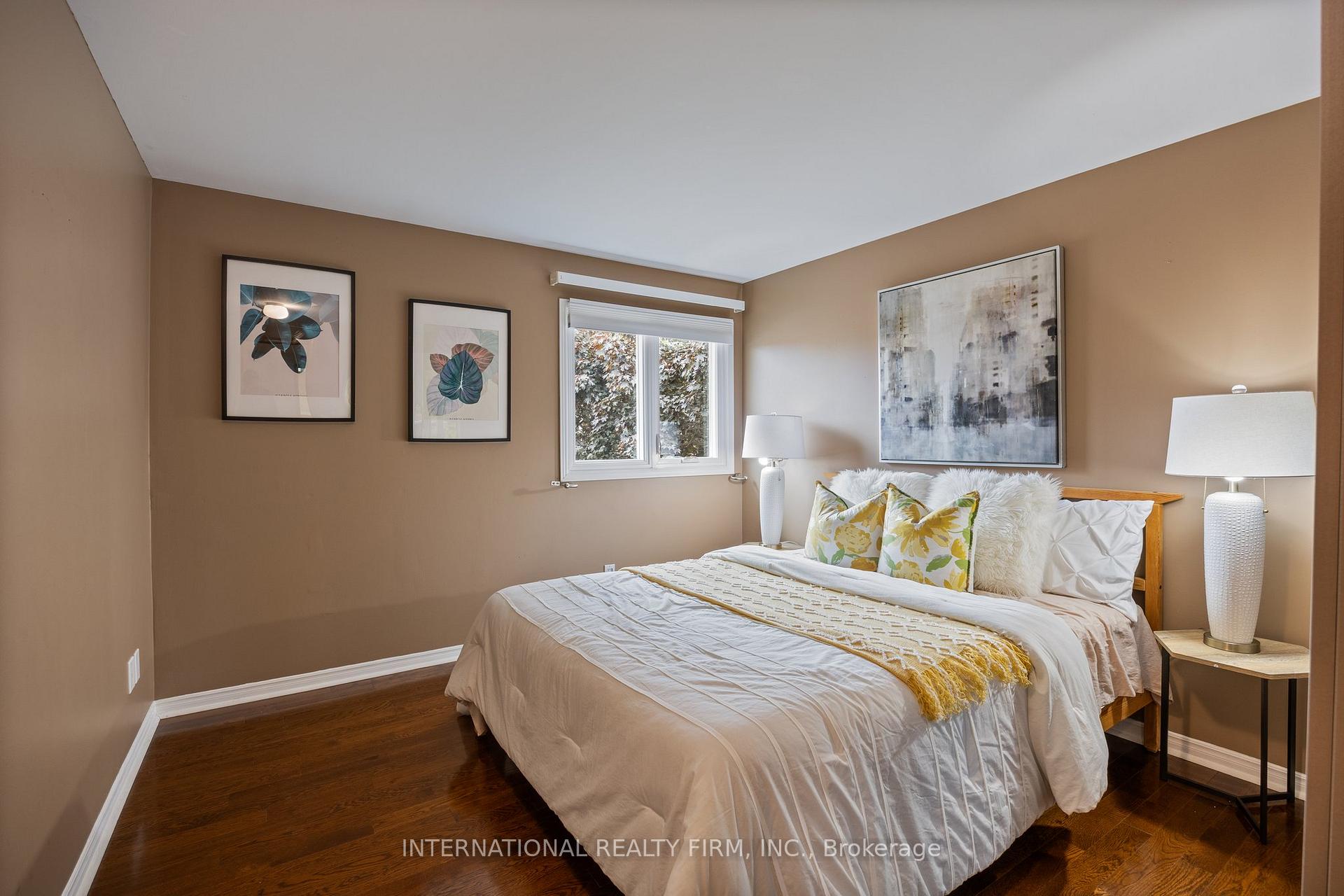 Photo 27 of 7 Briargreen Court, Whitby, Williamsburg — HOMEH
