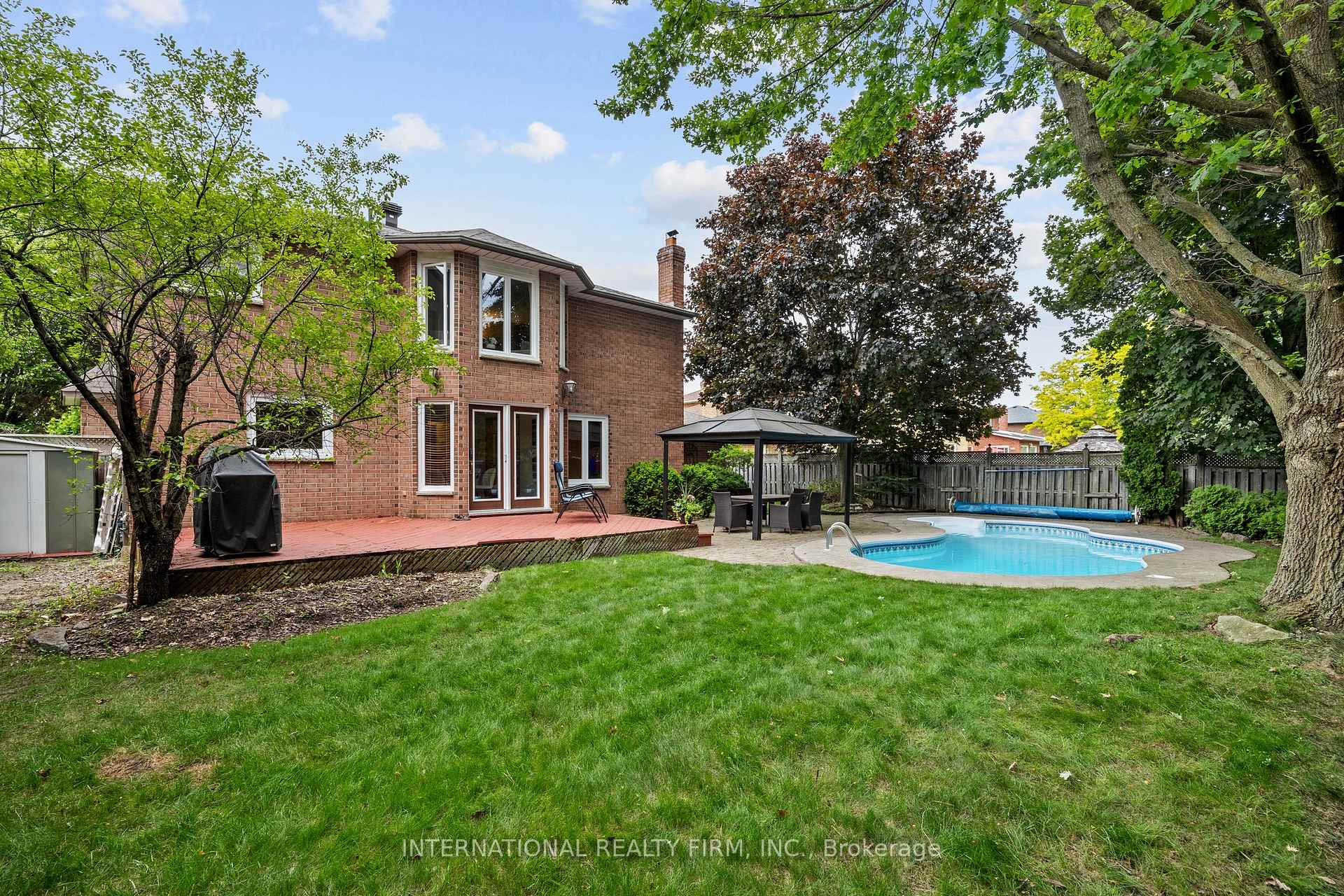 Photo 38 of 7 Briargreen Court, Whitby, Williamsburg — HOMEH