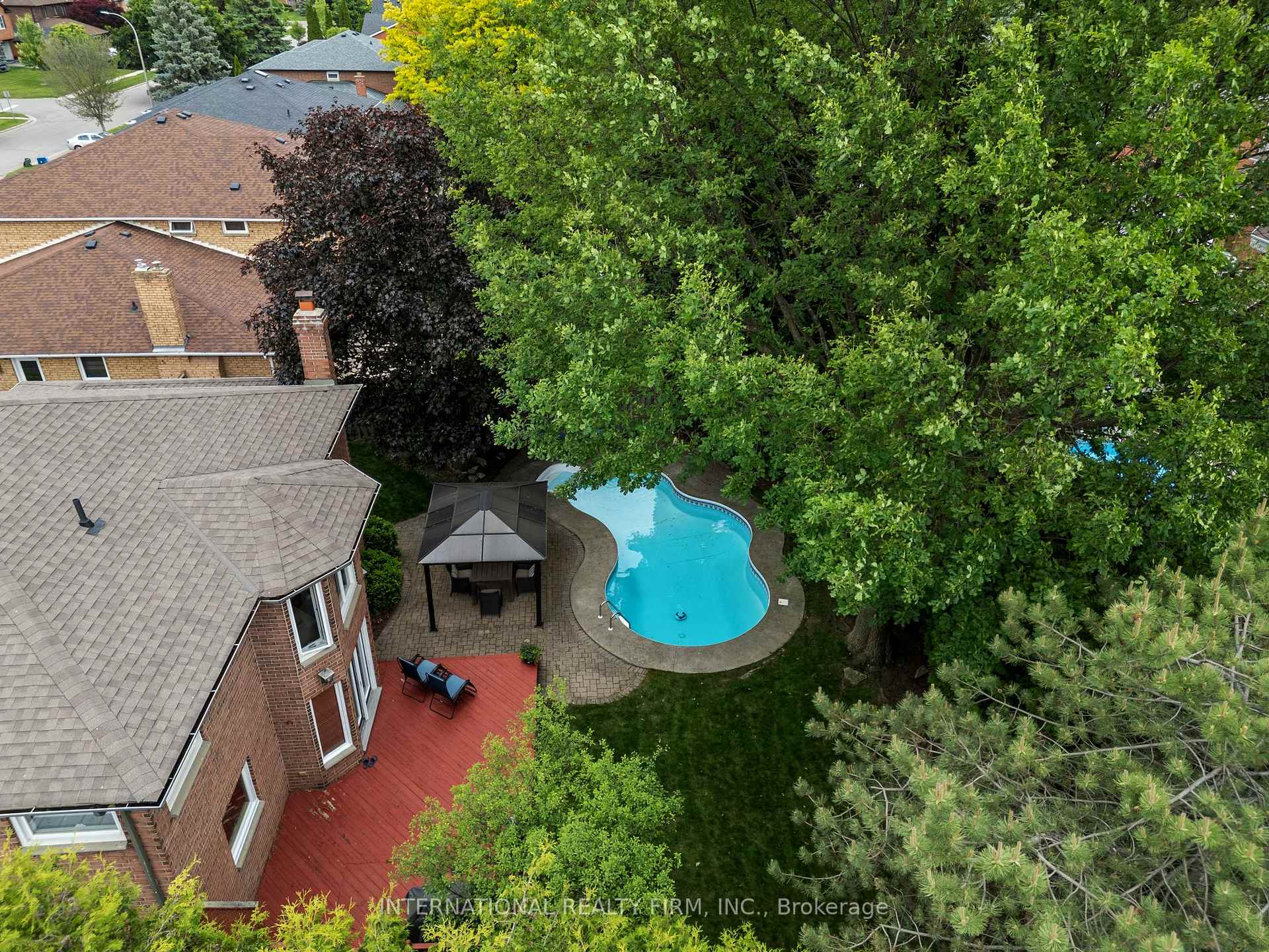 Photo 40 of 7 Briargreen Court, Whitby, Williamsburg — HOMEH
