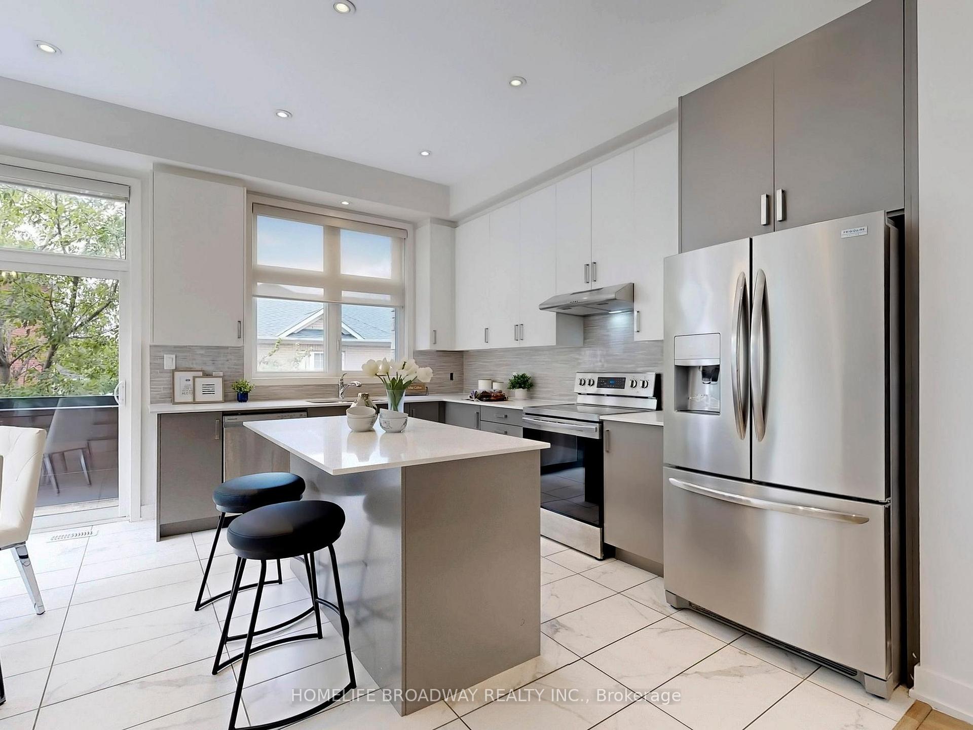 Photo 10 of 166 Pageant Avenue, Vaughan, Vellore Village — HOMEH