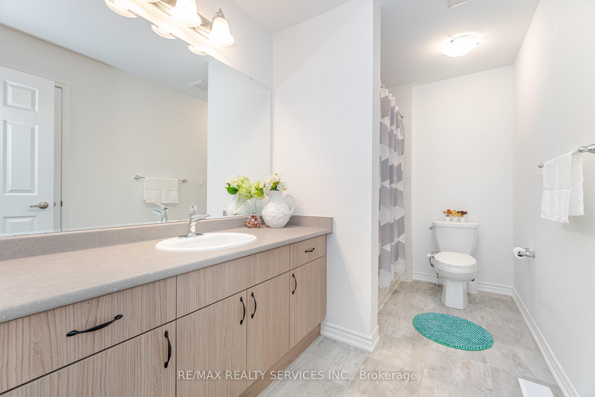Photo 36 of 1420 Swallowtail Lane, Pickering, Rural Pickering — HOMEH