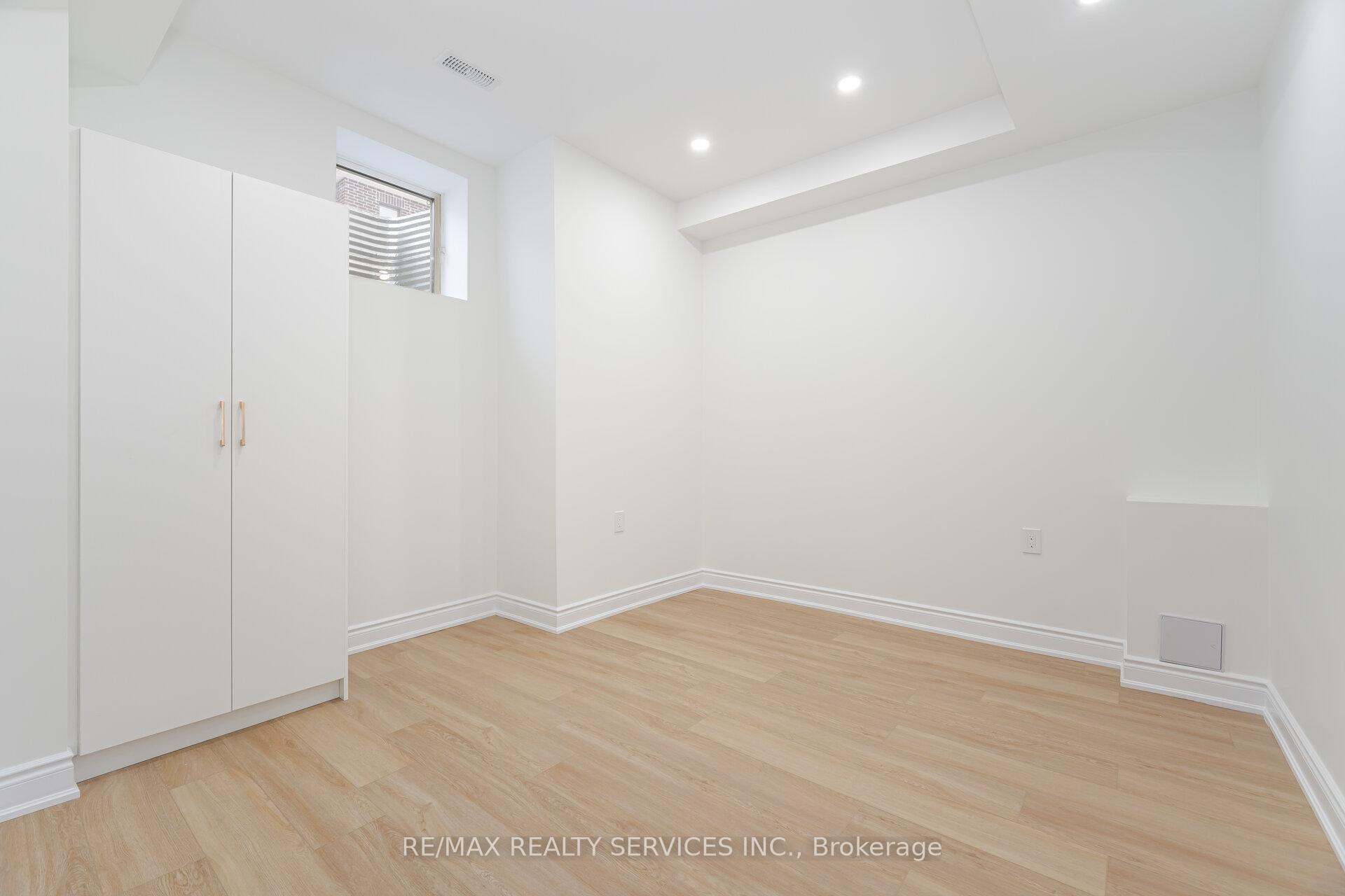 Photo 44 of 1420 Swallowtail Lane, Pickering, Rural Pickering — HOMEH