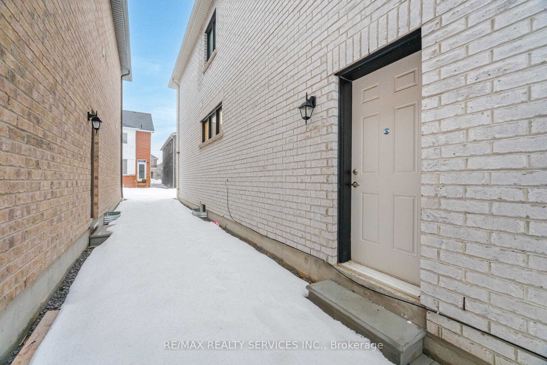 Photo 47 of 1420 Swallowtail Lane, Pickering, Rural Pickering — HOMEH