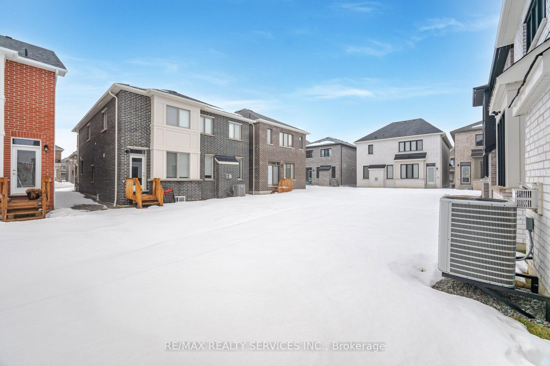 Photo 48 of 1420 Swallowtail Lane, Pickering, Rural Pickering — HOMEH