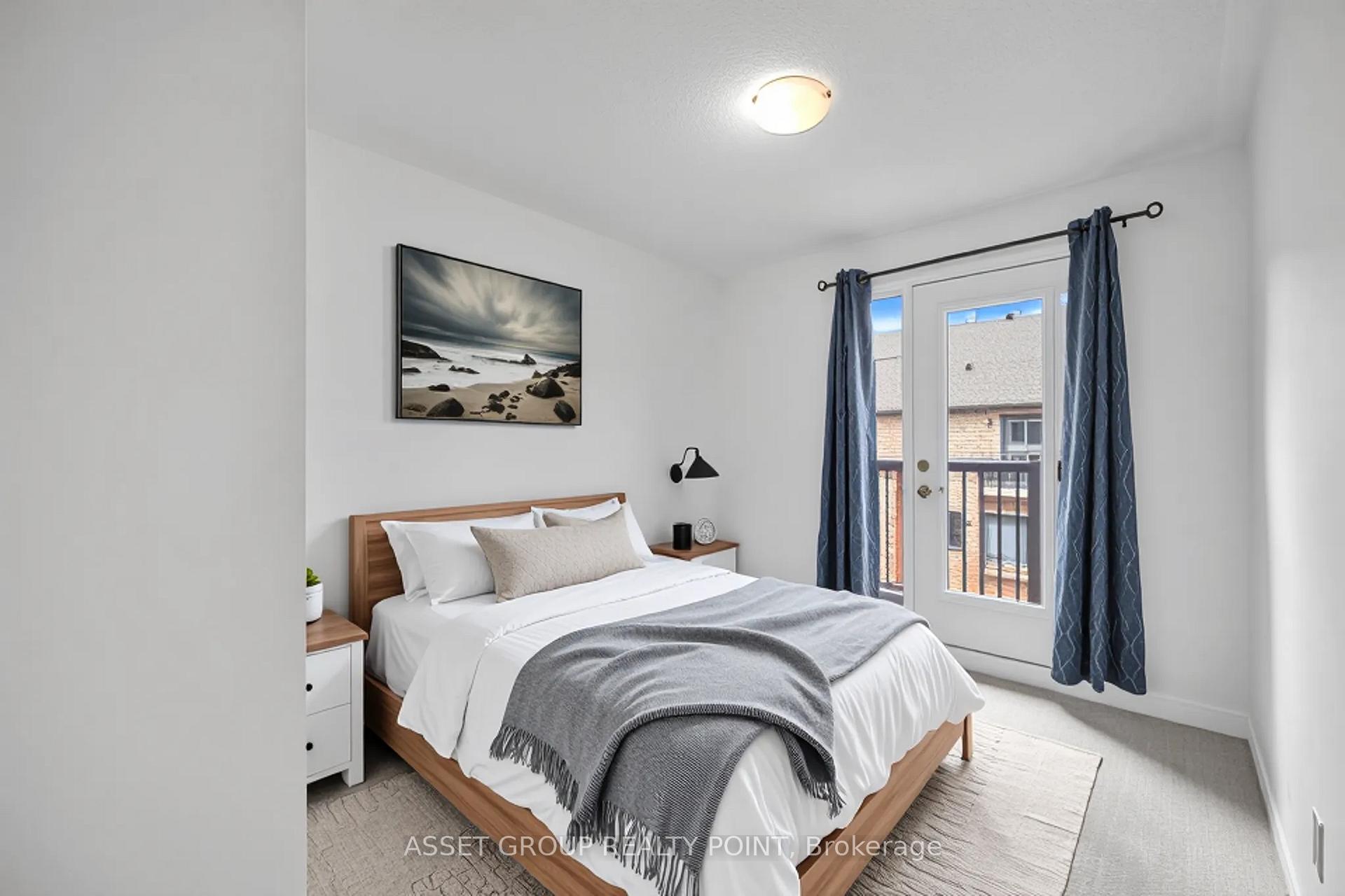Photo 18 of 12 Calloway Way, Whitby, Downtown Whitby — HOMEH