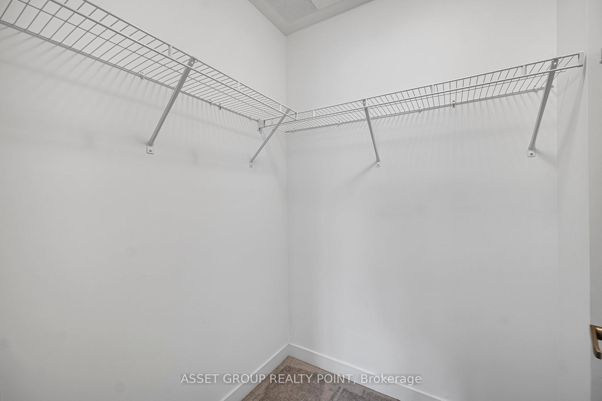 Photo 22 of 12 Calloway Way, Whitby, Downtown Whitby — HOMEH