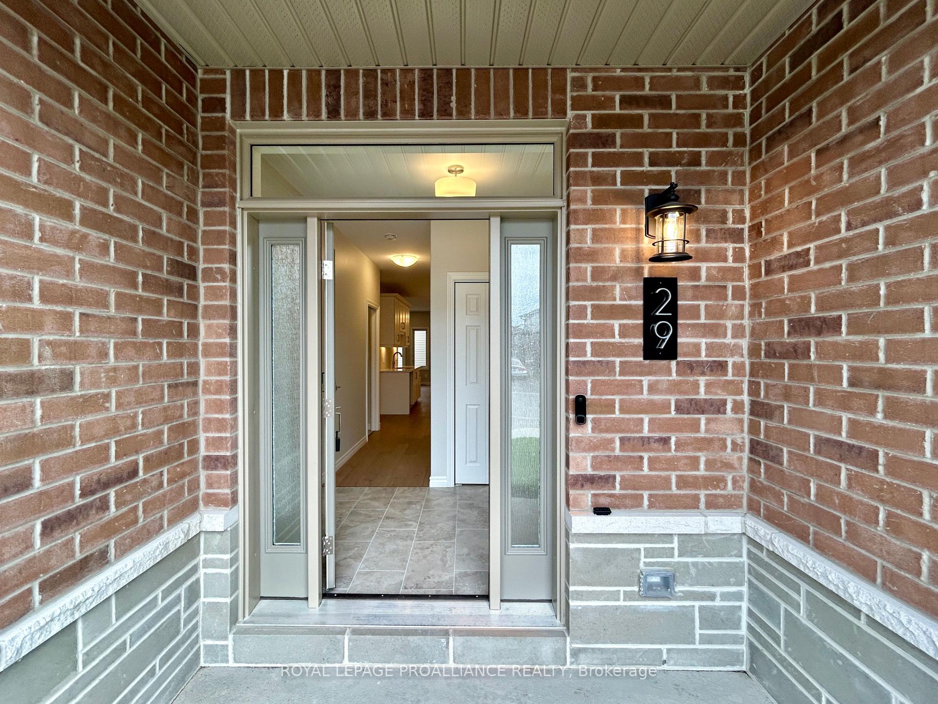 Photo 4 of 29 Athabaska Drive, Belleville, Thurlow Ward — HOMEH