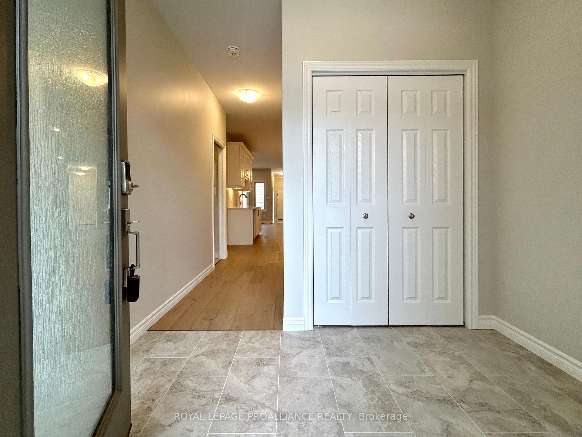 Photo 2 of 29 Athabaska Drive, Belleville, Thurlow Ward — HOMEH