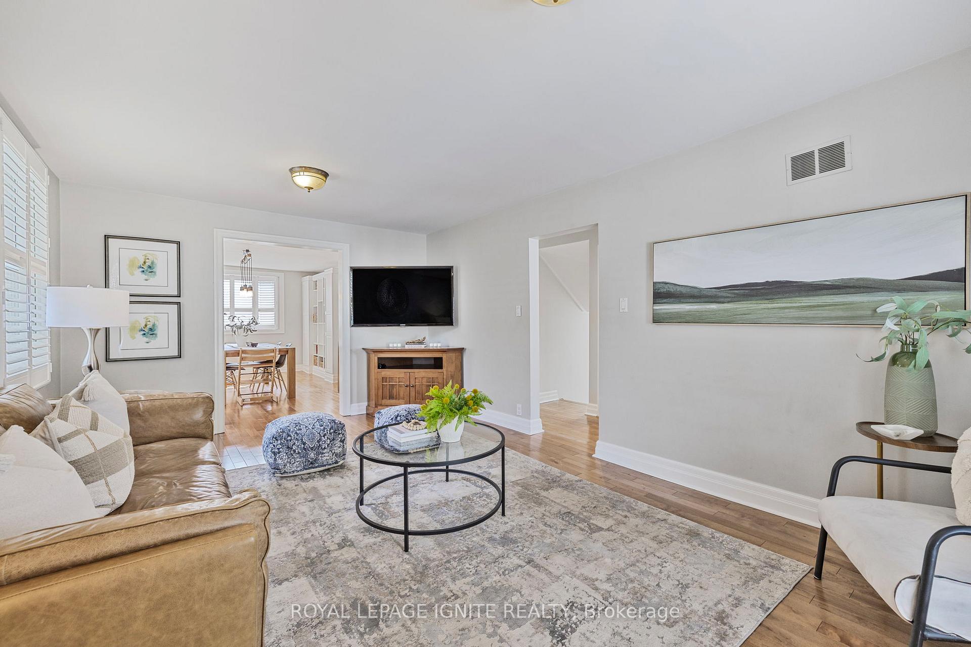 Photo 15 of 514 Perry Street, Whitby, Downtown Whitby — HOMEH