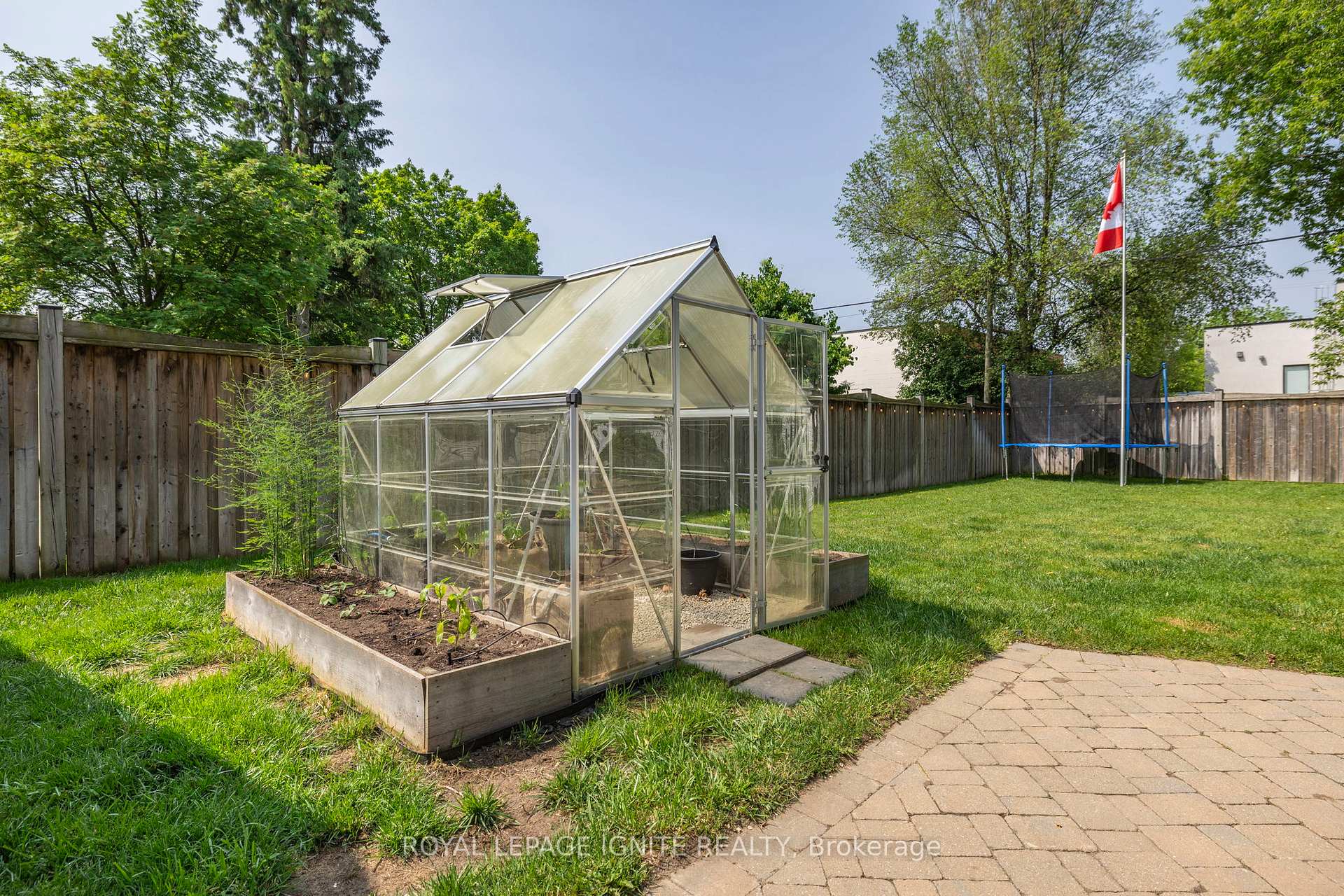 Photo 43 of 514 Perry Street, Whitby, Downtown Whitby — HOMEH