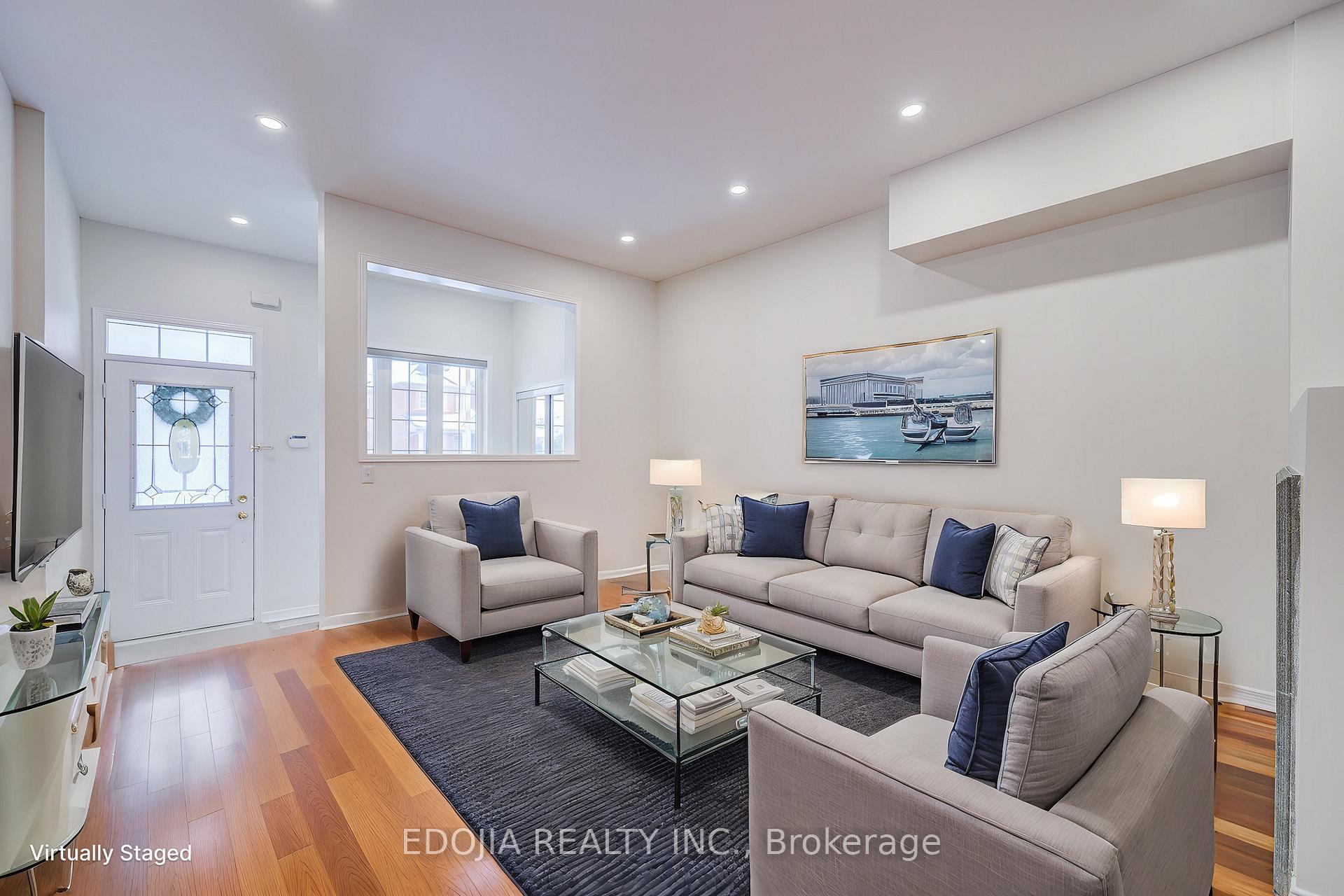 Photo 6 of 17 Barnwood Drive, Richmond Hill, Oak Ridges Lake Wilcox — HOMEH