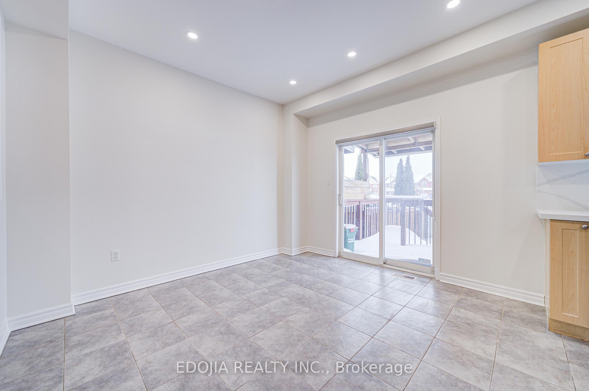 Photo 20 of 17 Barnwood Drive, Richmond Hill, Oak Ridges Lake Wilcox — HOMEH