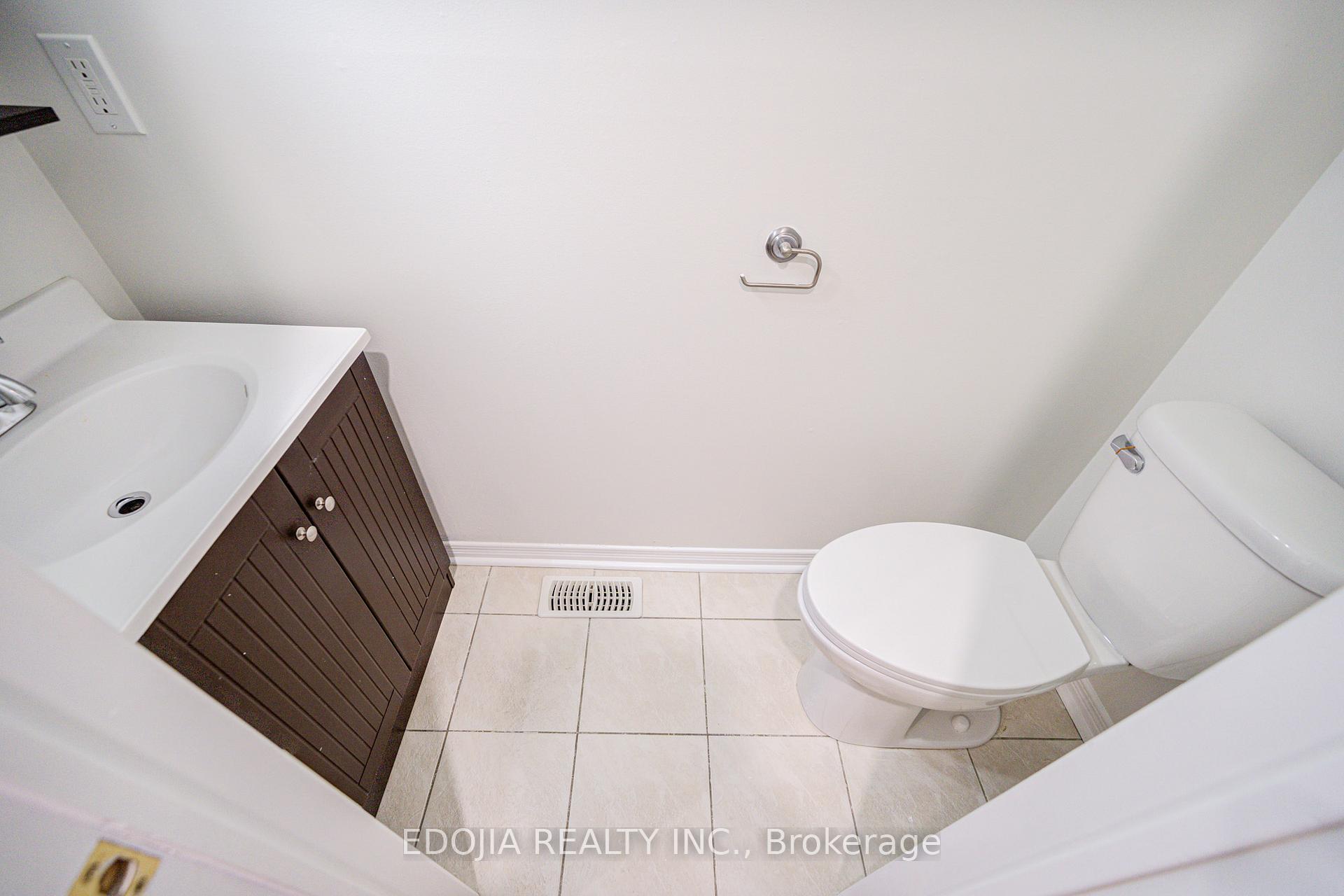 Photo 37 of 17 Barnwood Drive, Richmond Hill, Oak Ridges Lake Wilcox — HOMEH