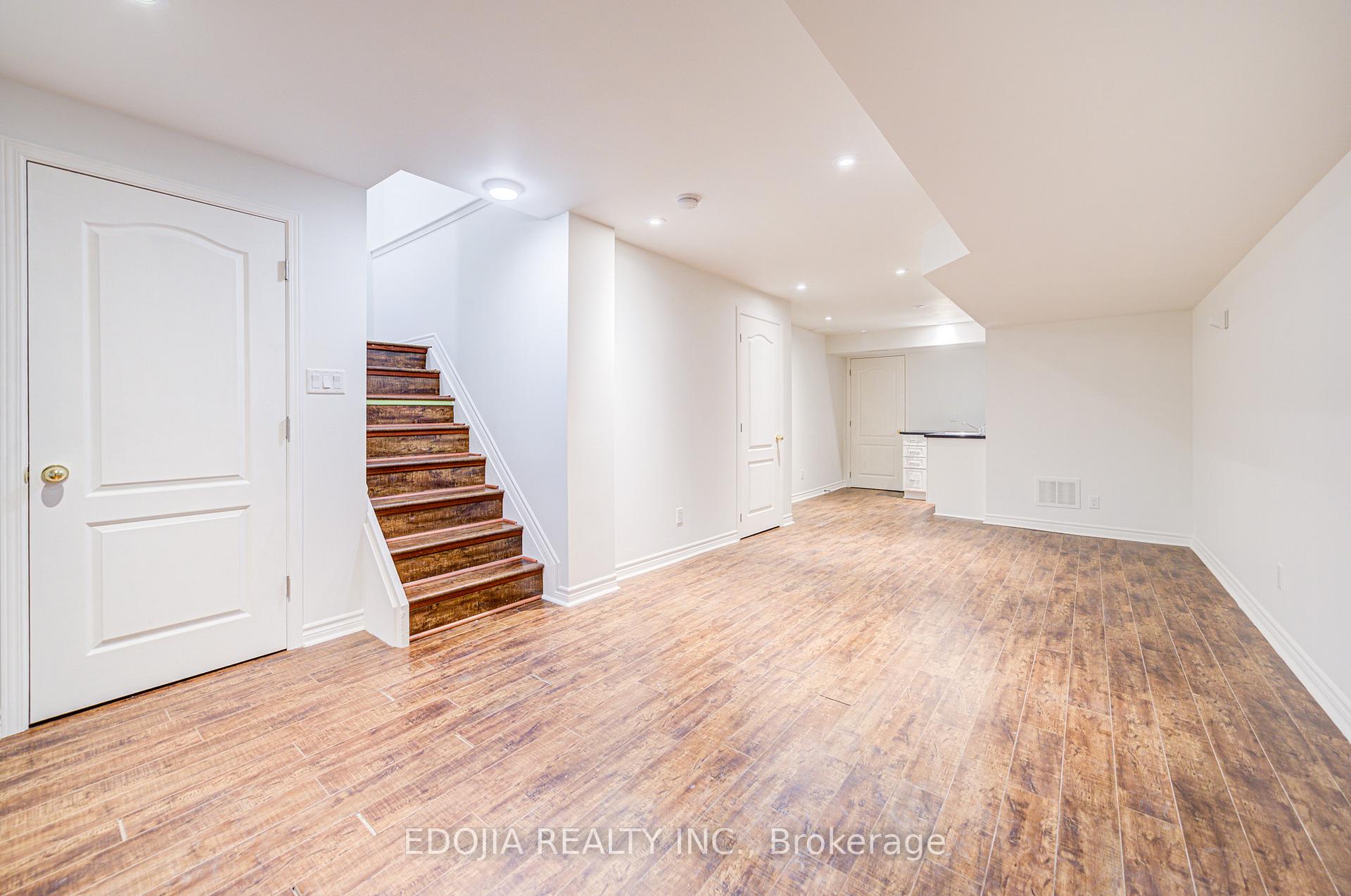 Photo 40 of 17 Barnwood Drive, Richmond Hill, Oak Ridges Lake Wilcox — HOMEH