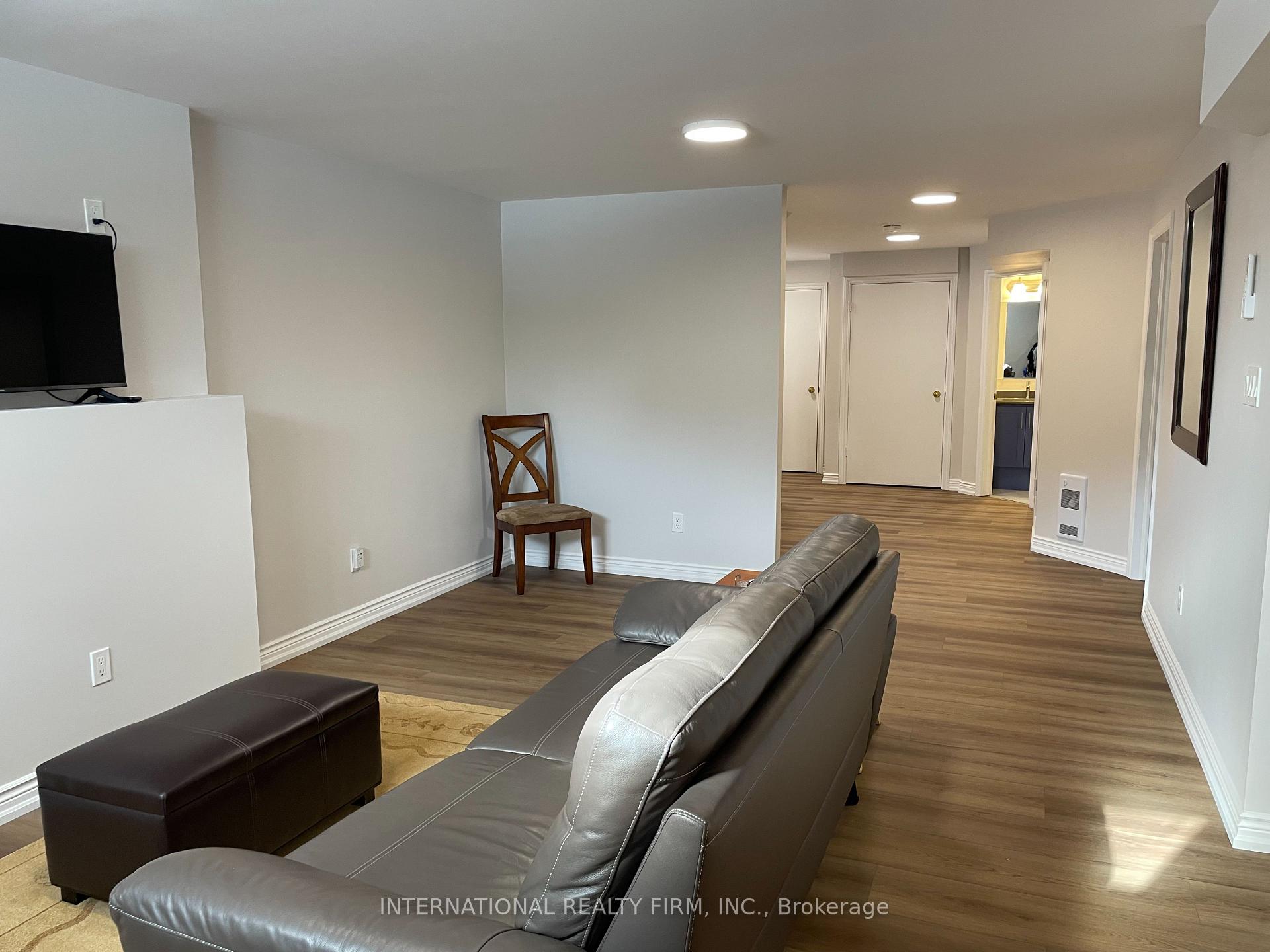 Photo 4 of Unit BSMT, 21 Lund Street, Richmond Hill, North Richvale — HOMEH