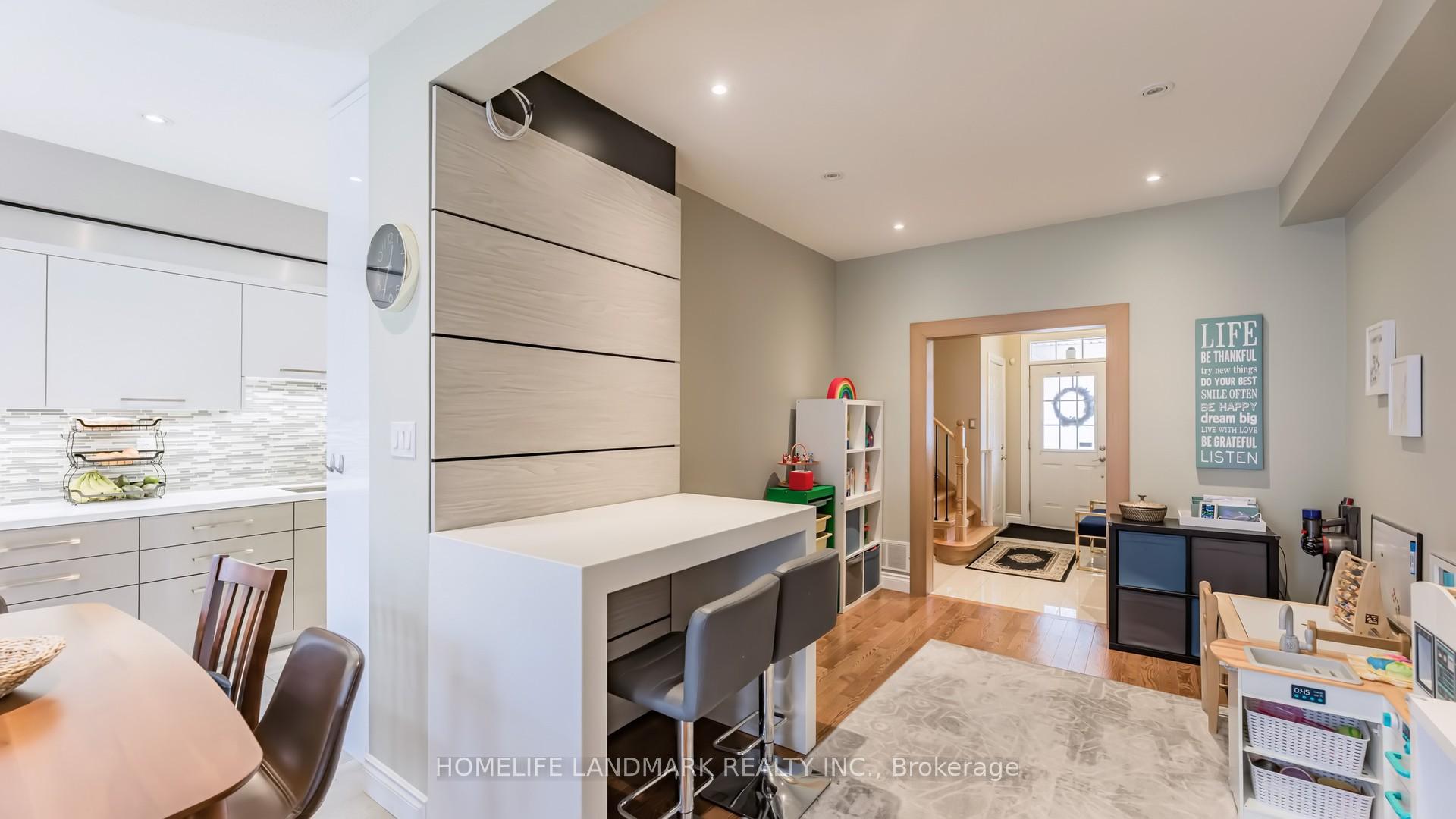 Photo 6 of 55 Venture Avenue, Richmond Hill, Rouge Woods — HOMEH