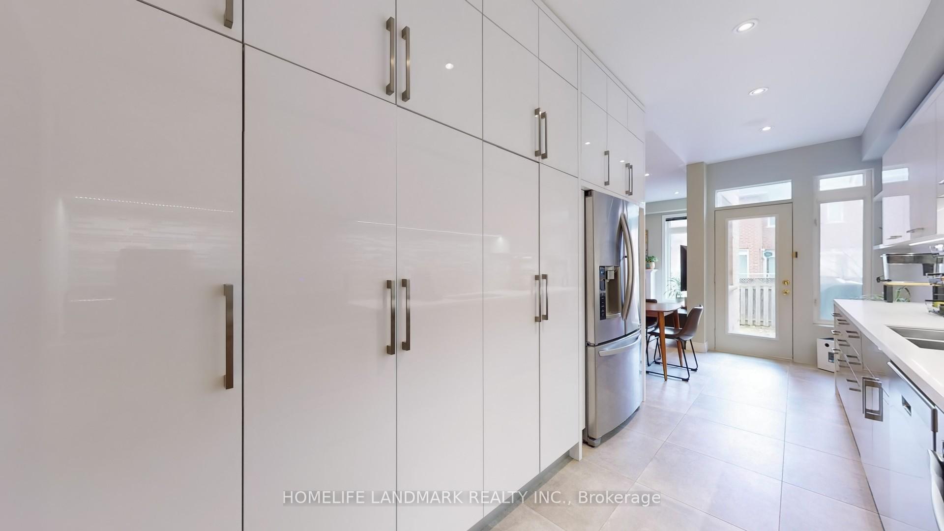 Photo 17 of 55 Venture Avenue, Richmond Hill, Rouge Woods — HOMEH