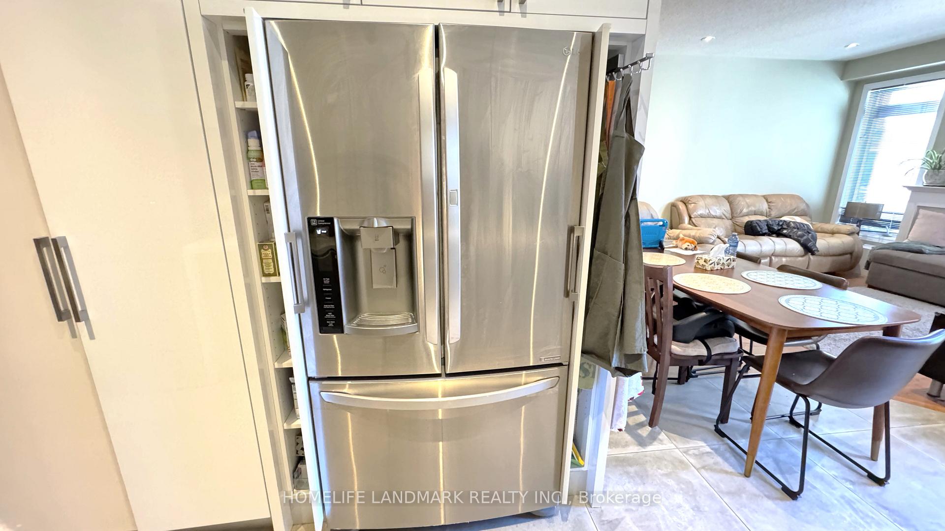 Photo 19 of 55 Venture Avenue, Richmond Hill, Rouge Woods — HOMEH