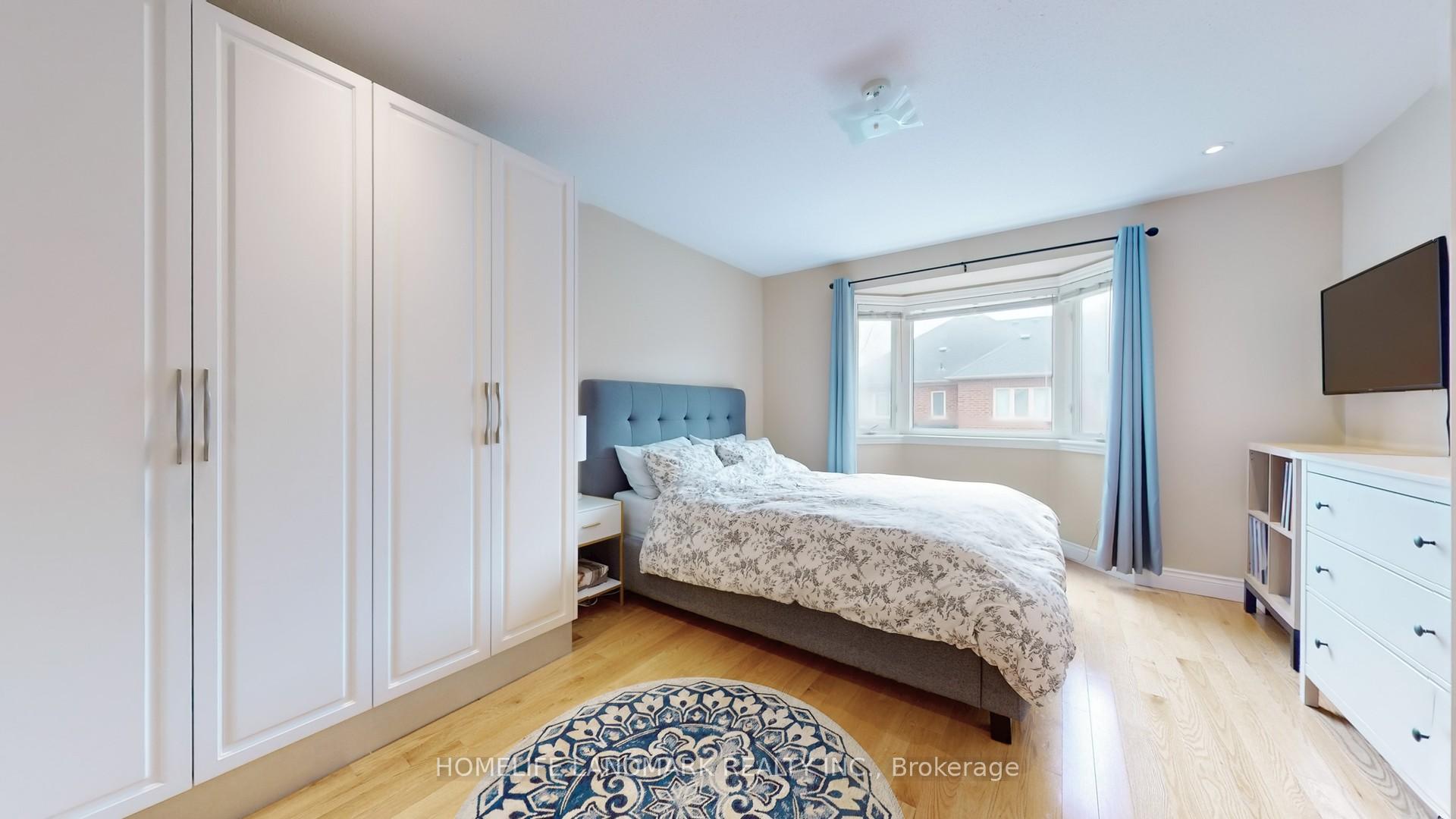 Photo 32 of 55 Venture Avenue, Richmond Hill, Rouge Woods — HOMEH