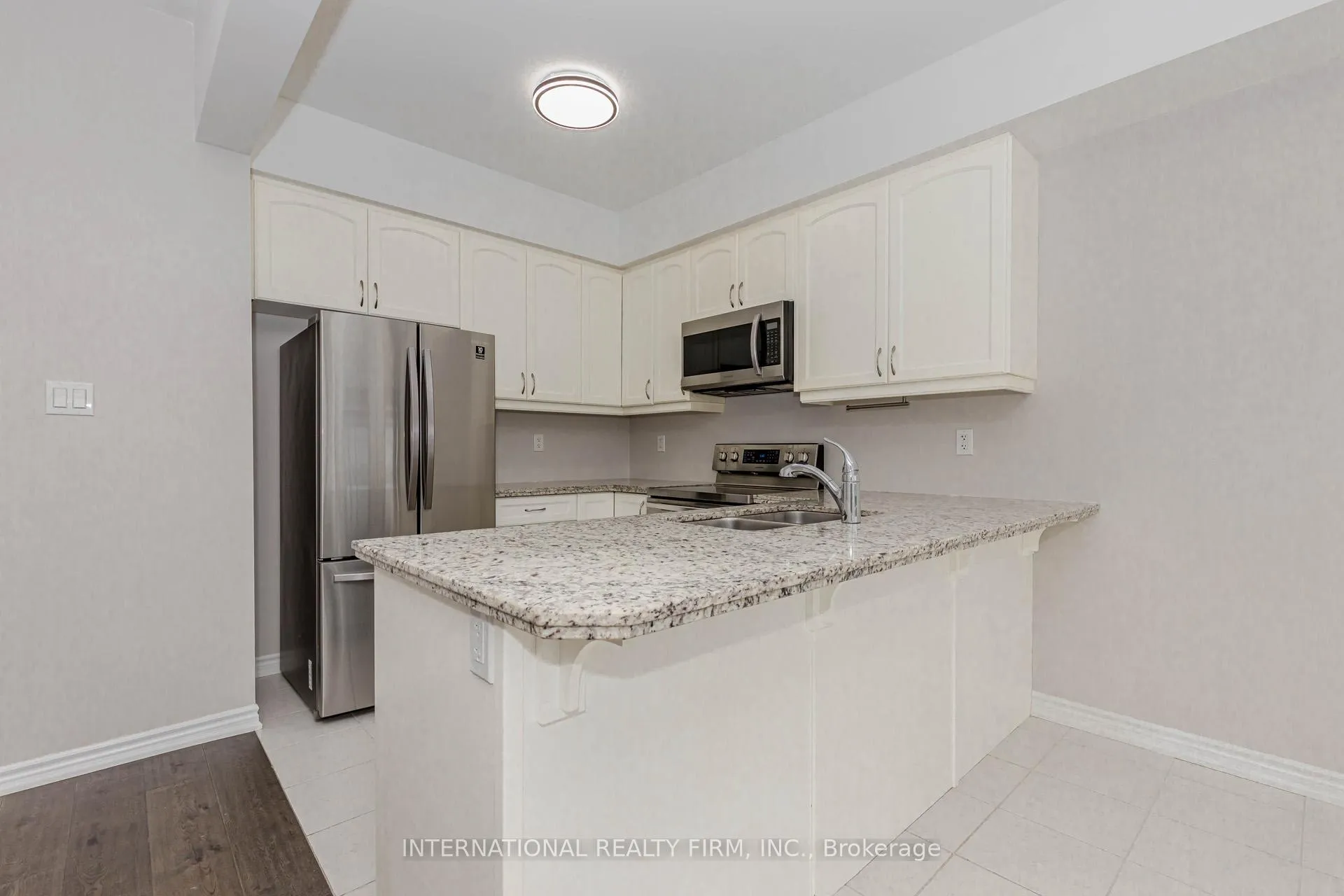 Photo 11 of 138 Flagg Avenue, Brant, Paris — HOMEH