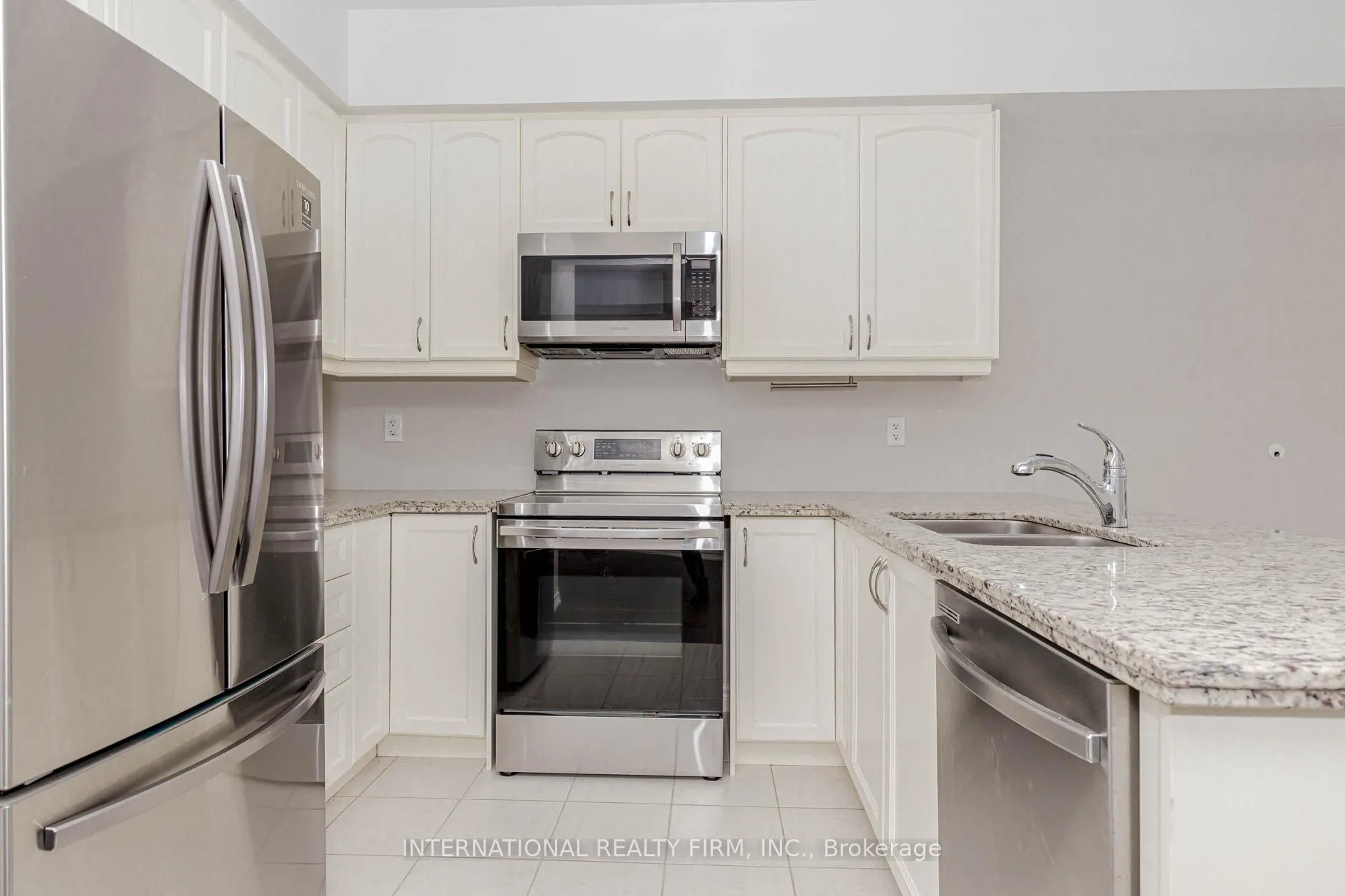 Photo 13 of 138 Flagg Avenue, Brant, Paris — HOMEH
