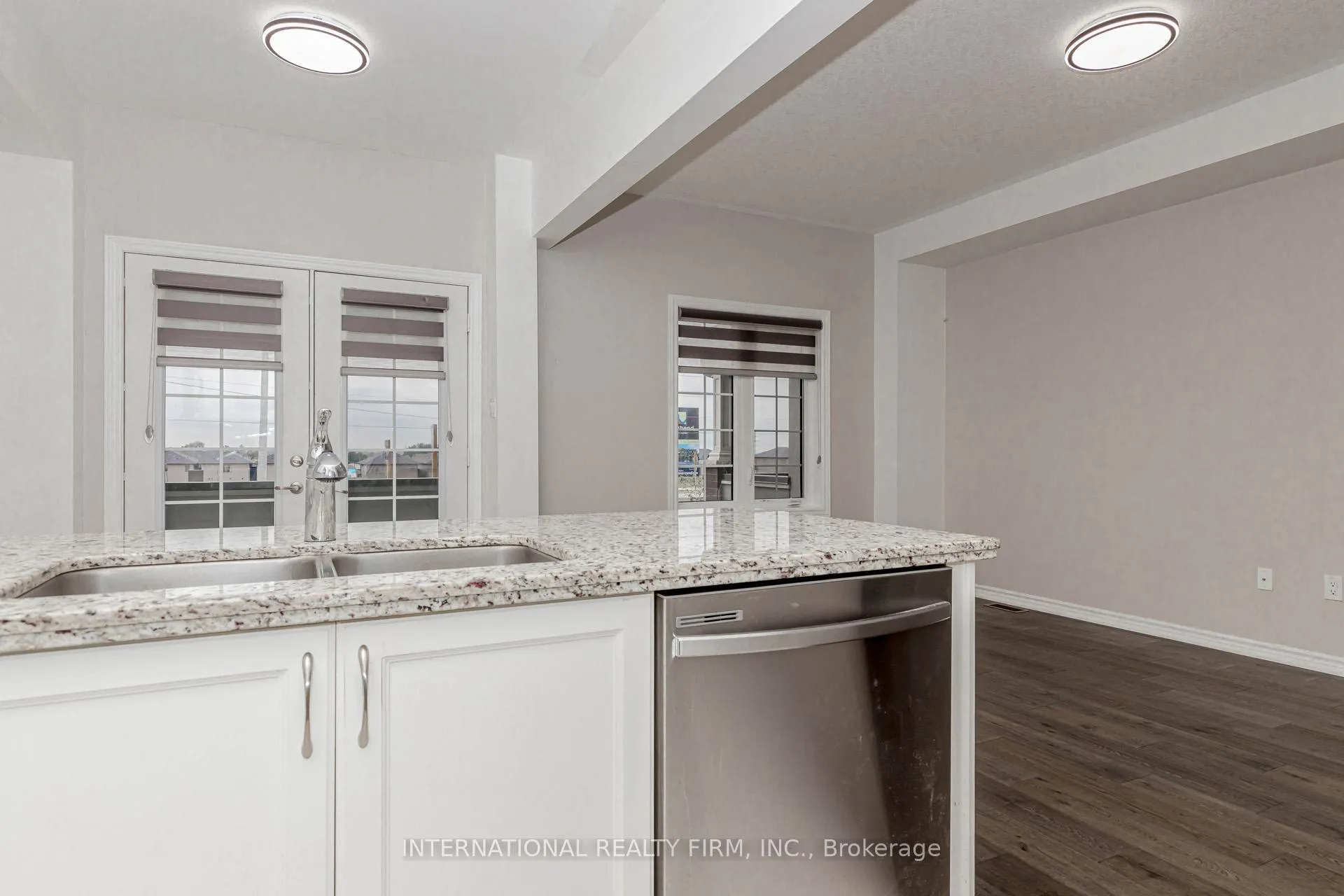 Photo 15 of 138 Flagg Avenue, Brant, Paris — HOMEH