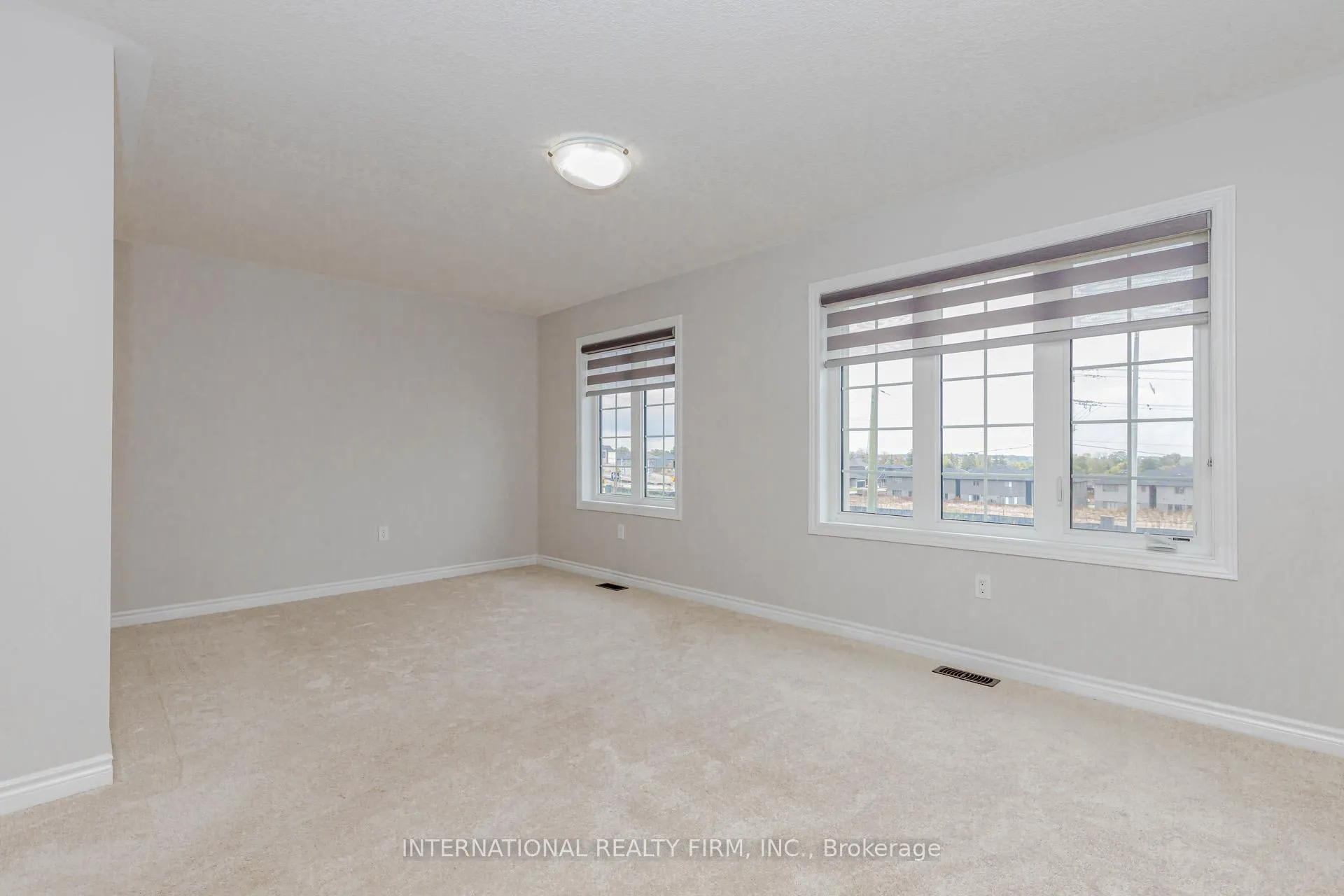 Photo 24 of 138 Flagg Avenue, Brant, Paris — HOMEH