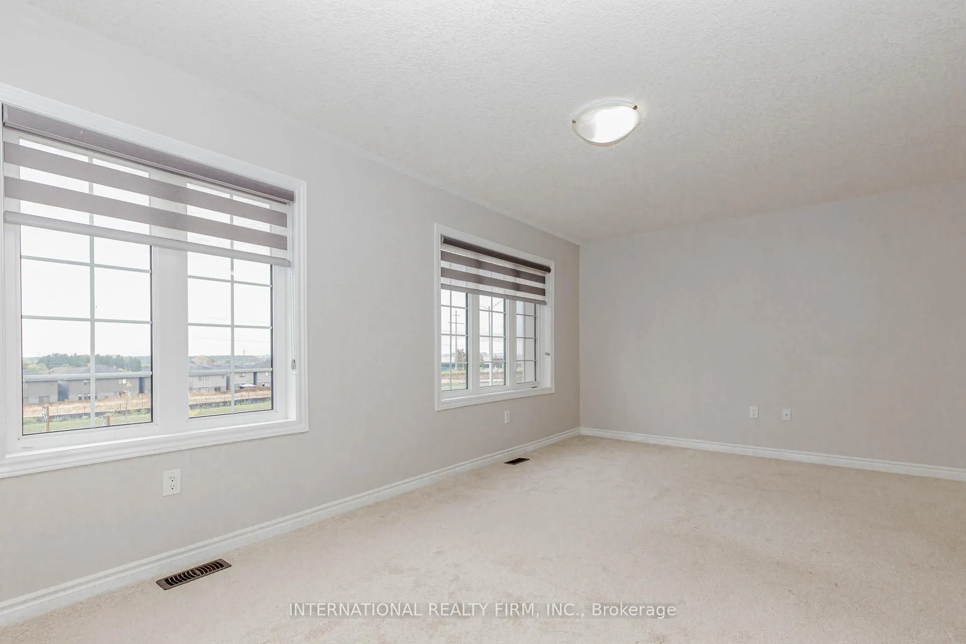 Photo 27 of 138 Flagg Avenue, Brant, Paris — HOMEH
