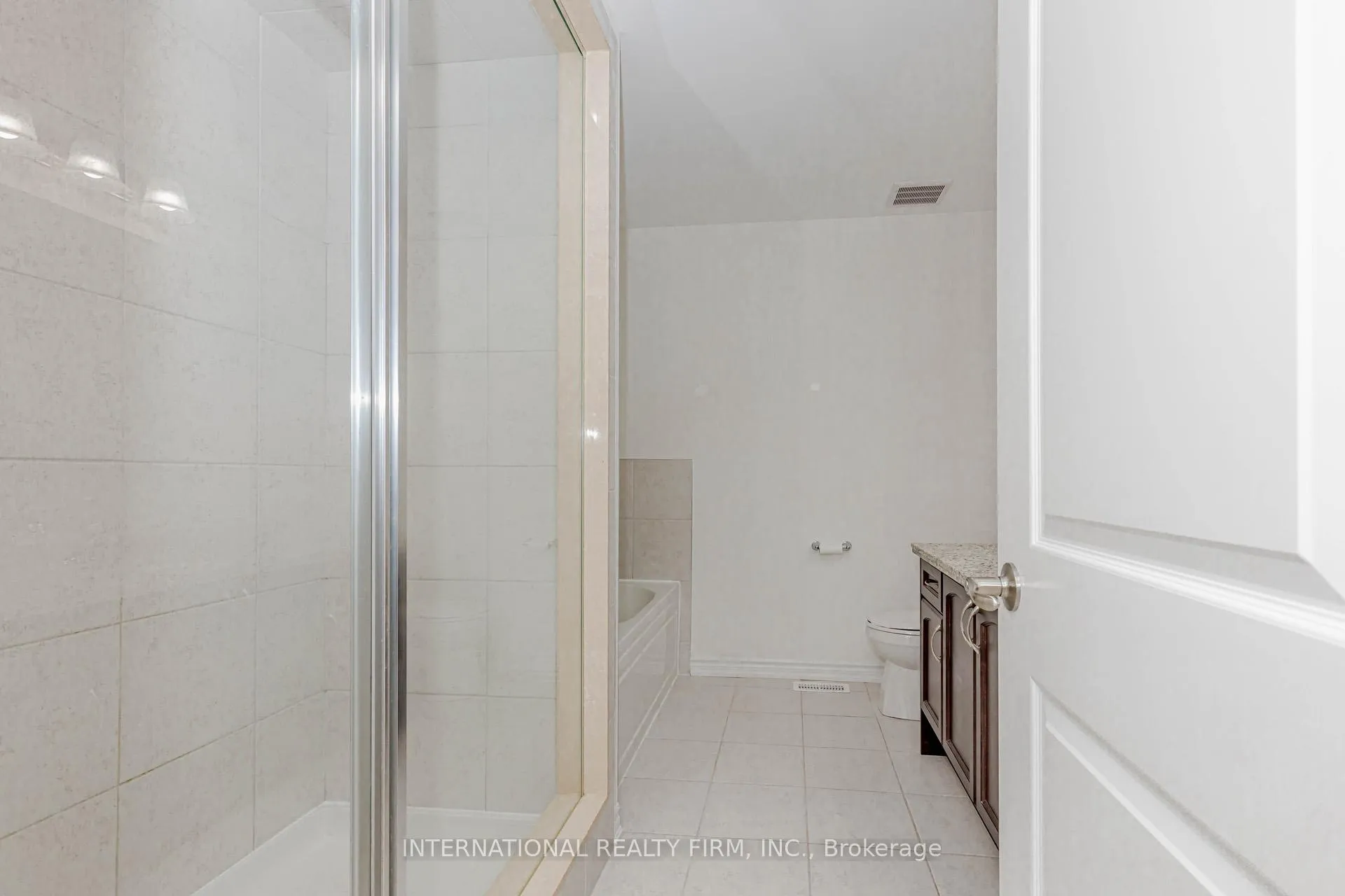 Photo 28 of 138 Flagg Avenue, Brant, Paris — HOMEH