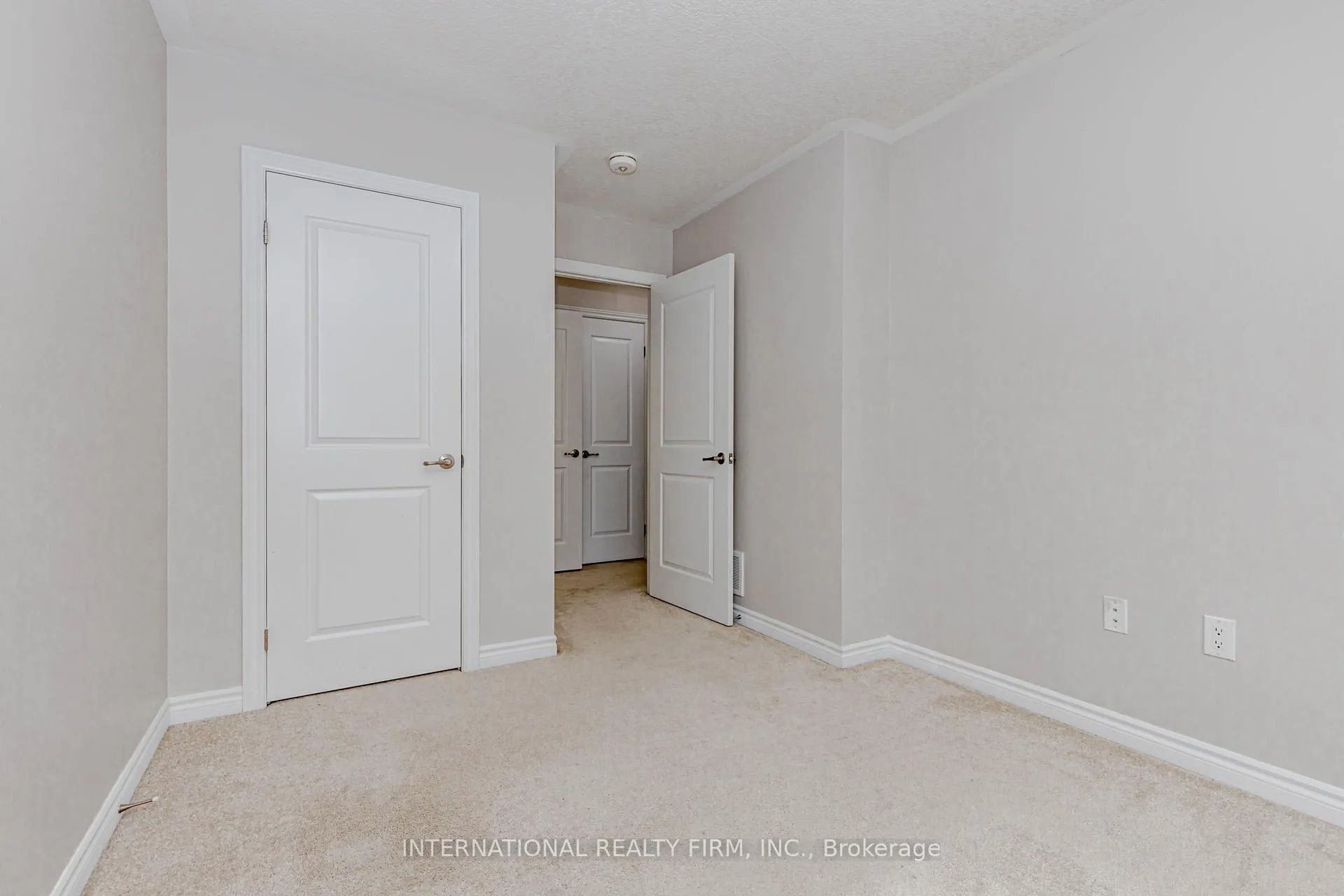 Photo 38 of 138 Flagg Avenue, Brant, Paris — HOMEH