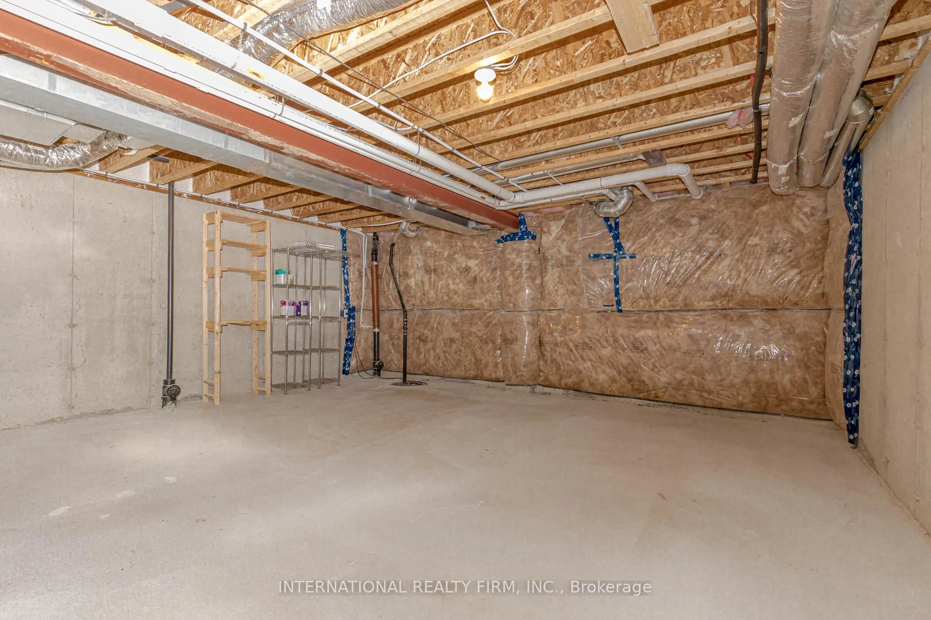 Photo 42 of 138 Flagg Avenue, Brant, Paris — HOMEH