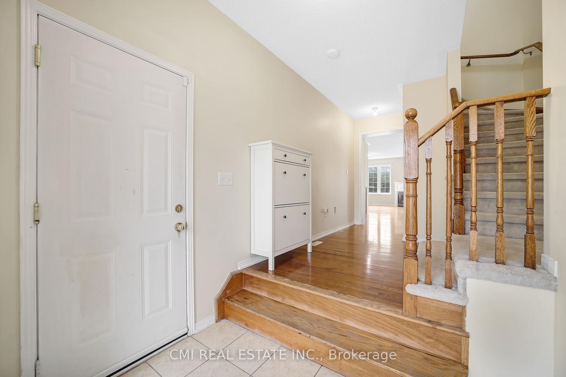 Photo 20 of 9 Tempo Way, Whitby, Brooklin — HOMEH