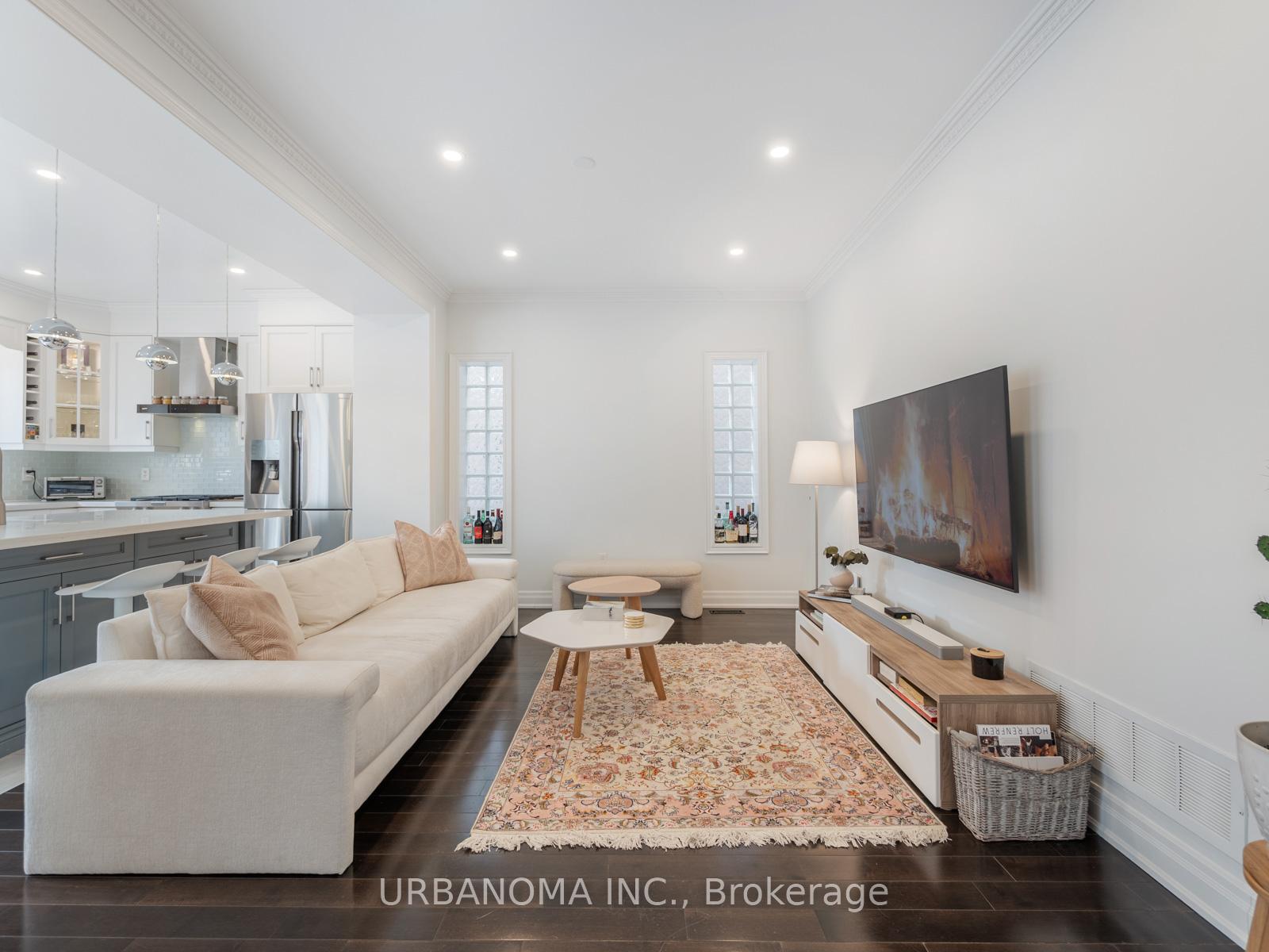 Photo 3 of 24 Palmette Drive, Richmond Hill, Oak Ridges Lake Wilcox — HOMEH